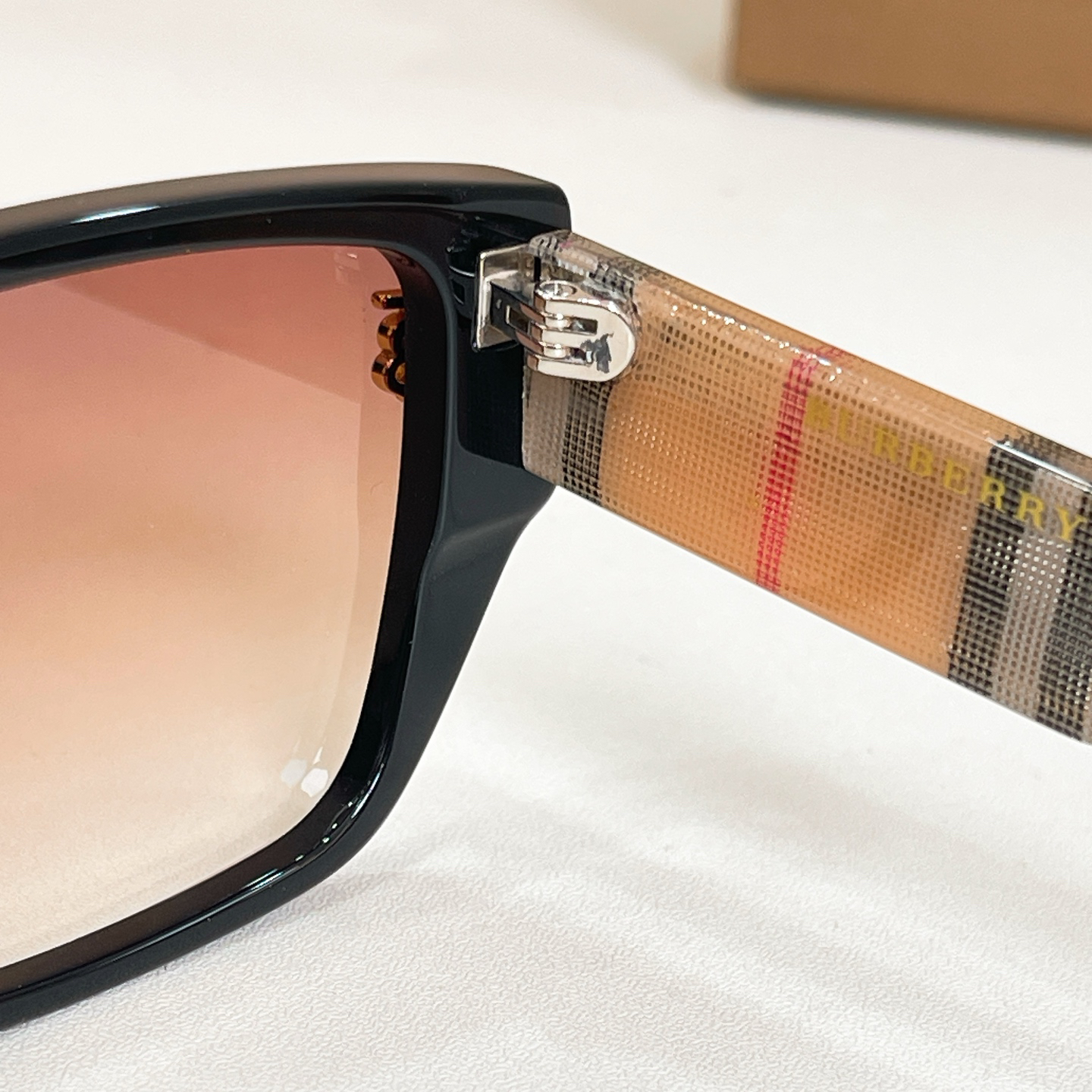 Burberry glasses-66