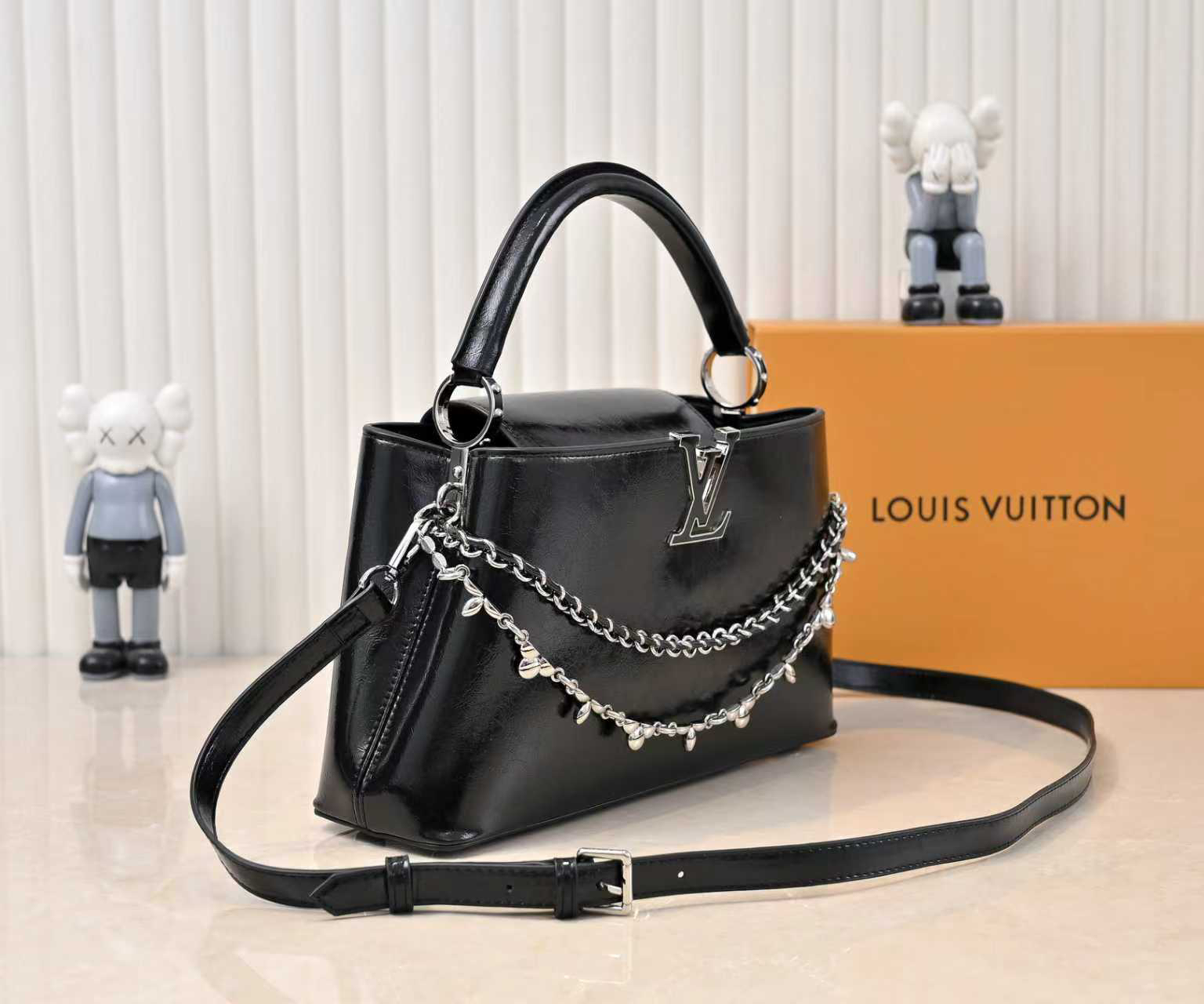 Louis Vuitton bag-163