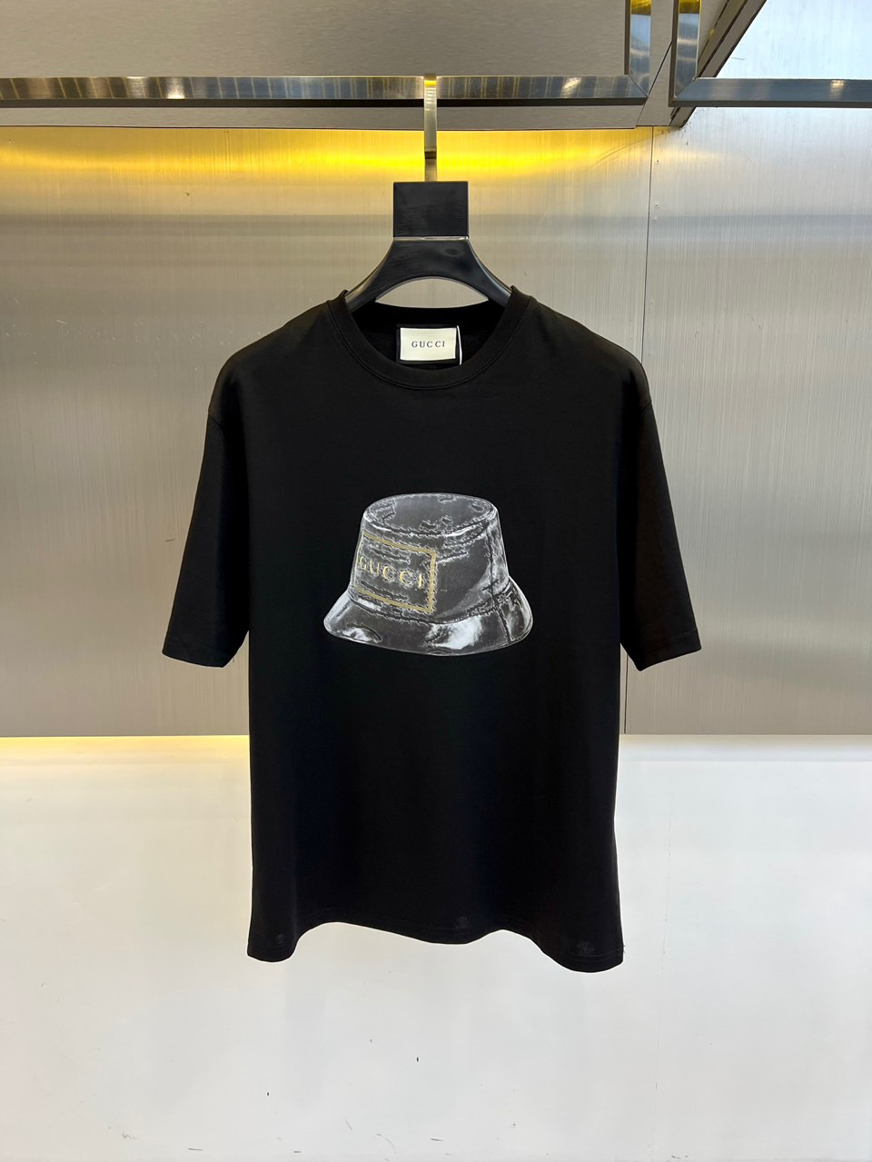 Gucci clothing-272