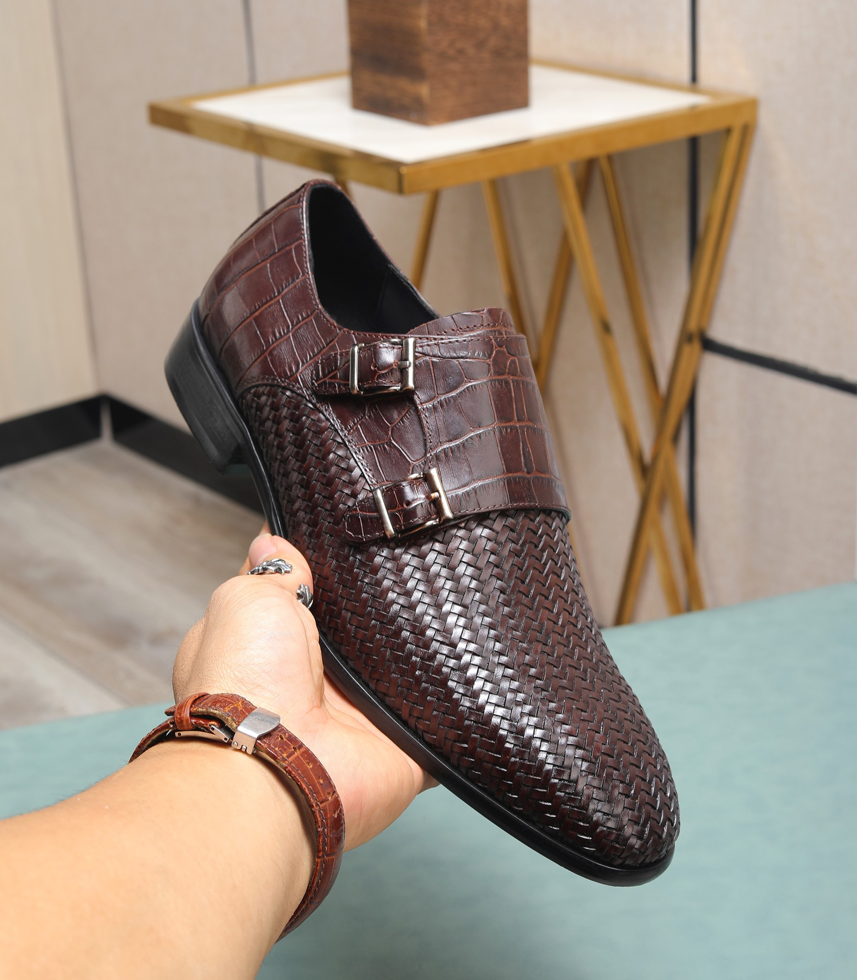 LV men's leather shoes-55