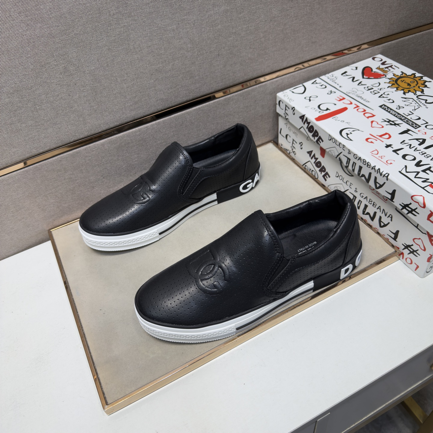 D&G Sneakers-216