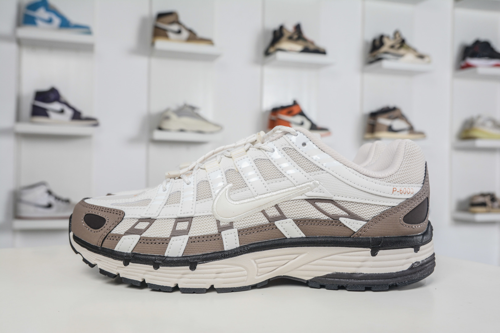 Nike Sneakers-340