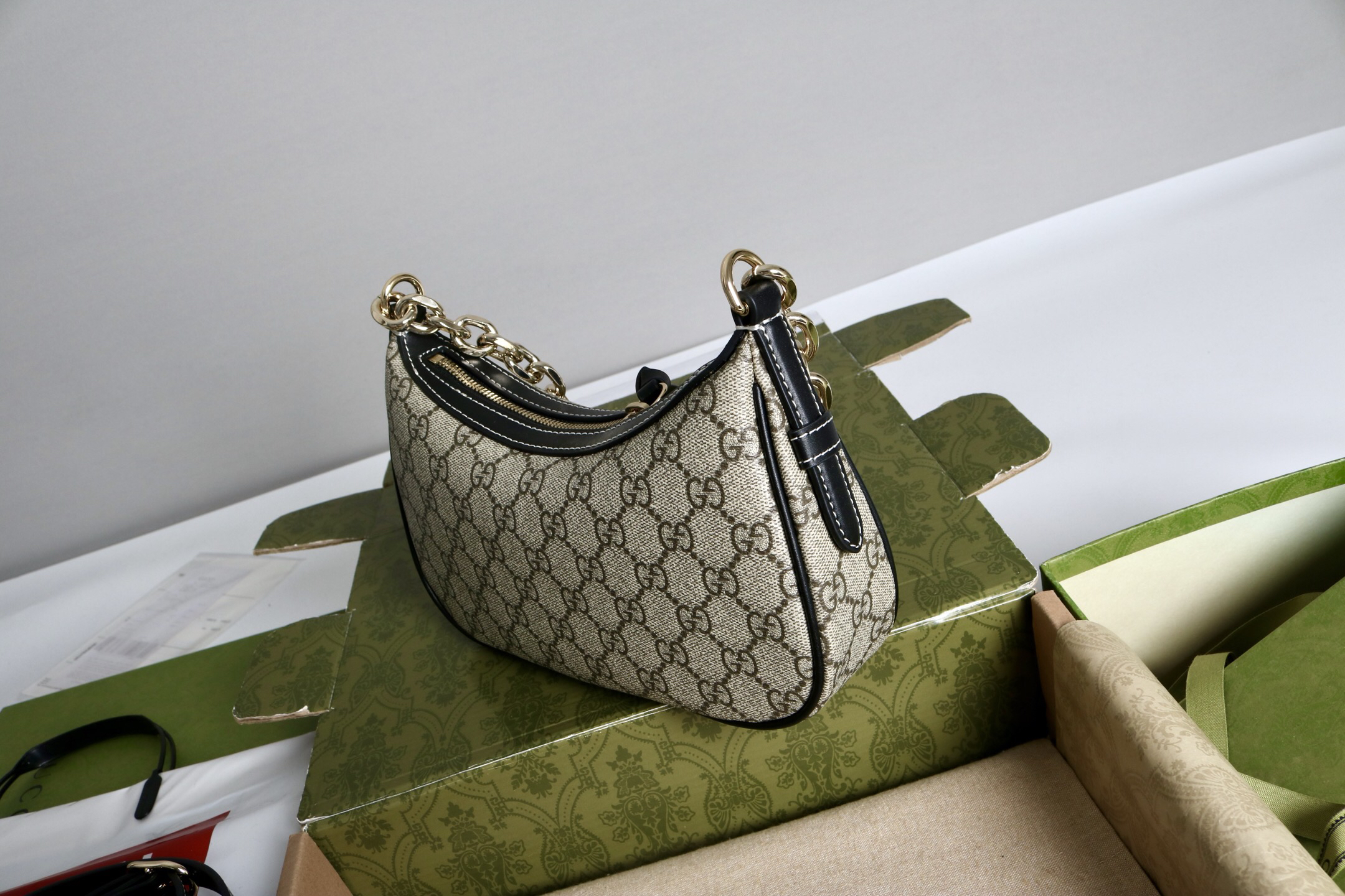 Gucci new bag-24