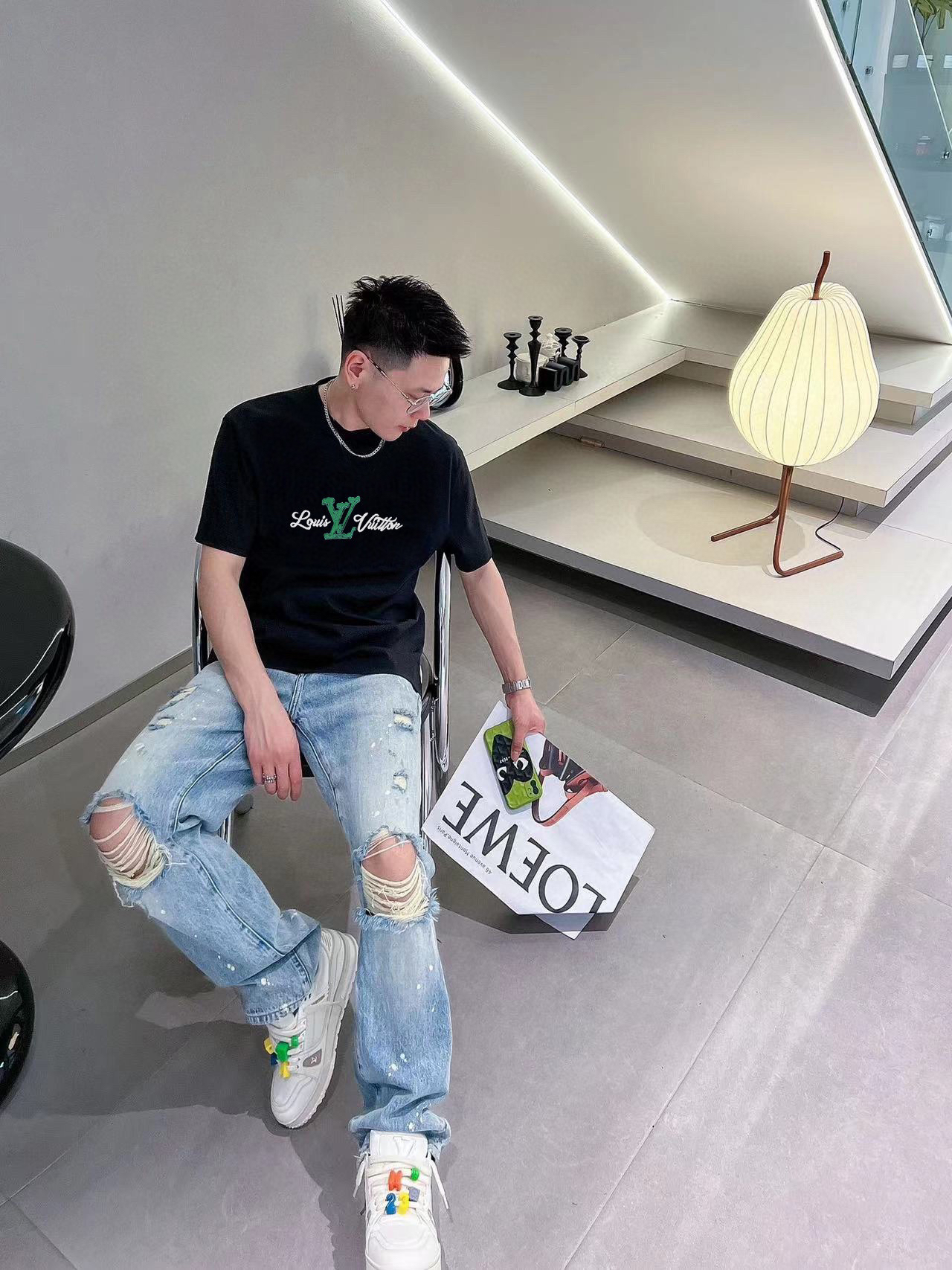 LV clothing-110