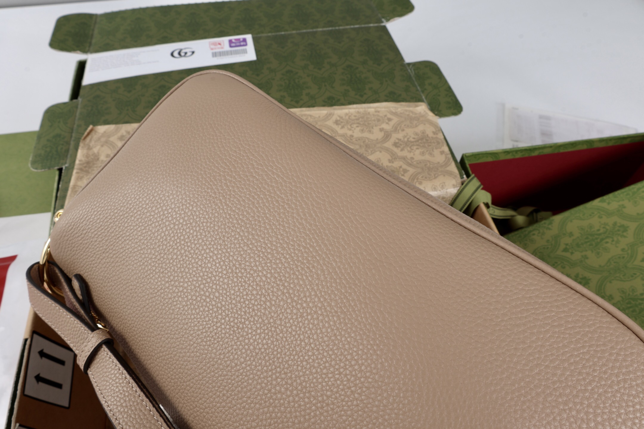 Gucci new bag-180