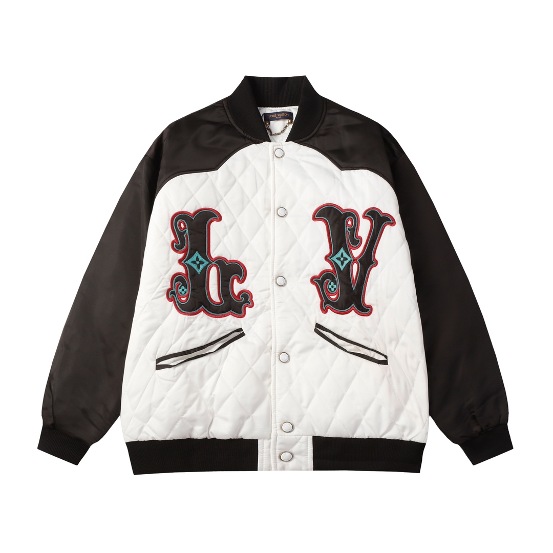 LV Clothing-273