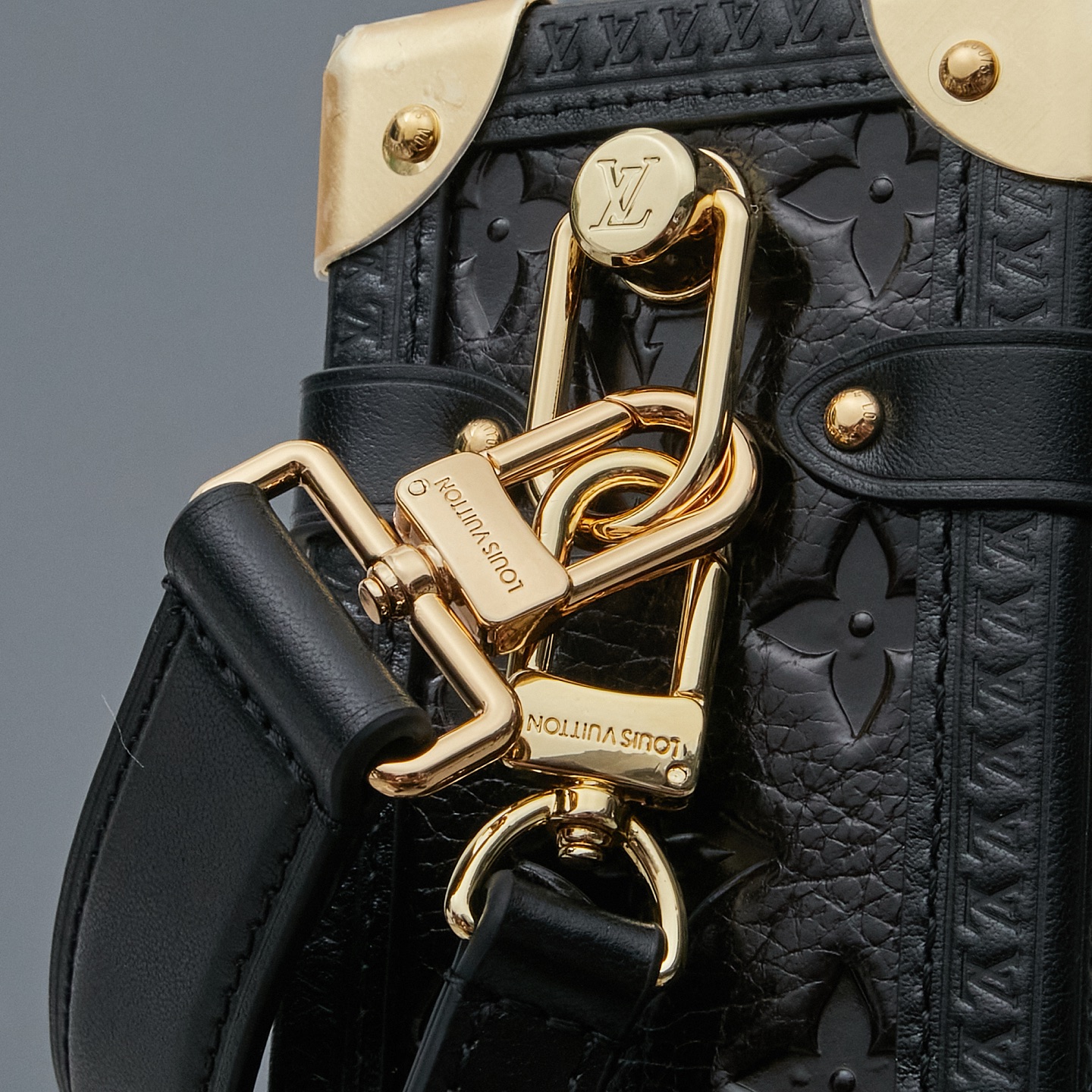 Louis Vuitton bag-189