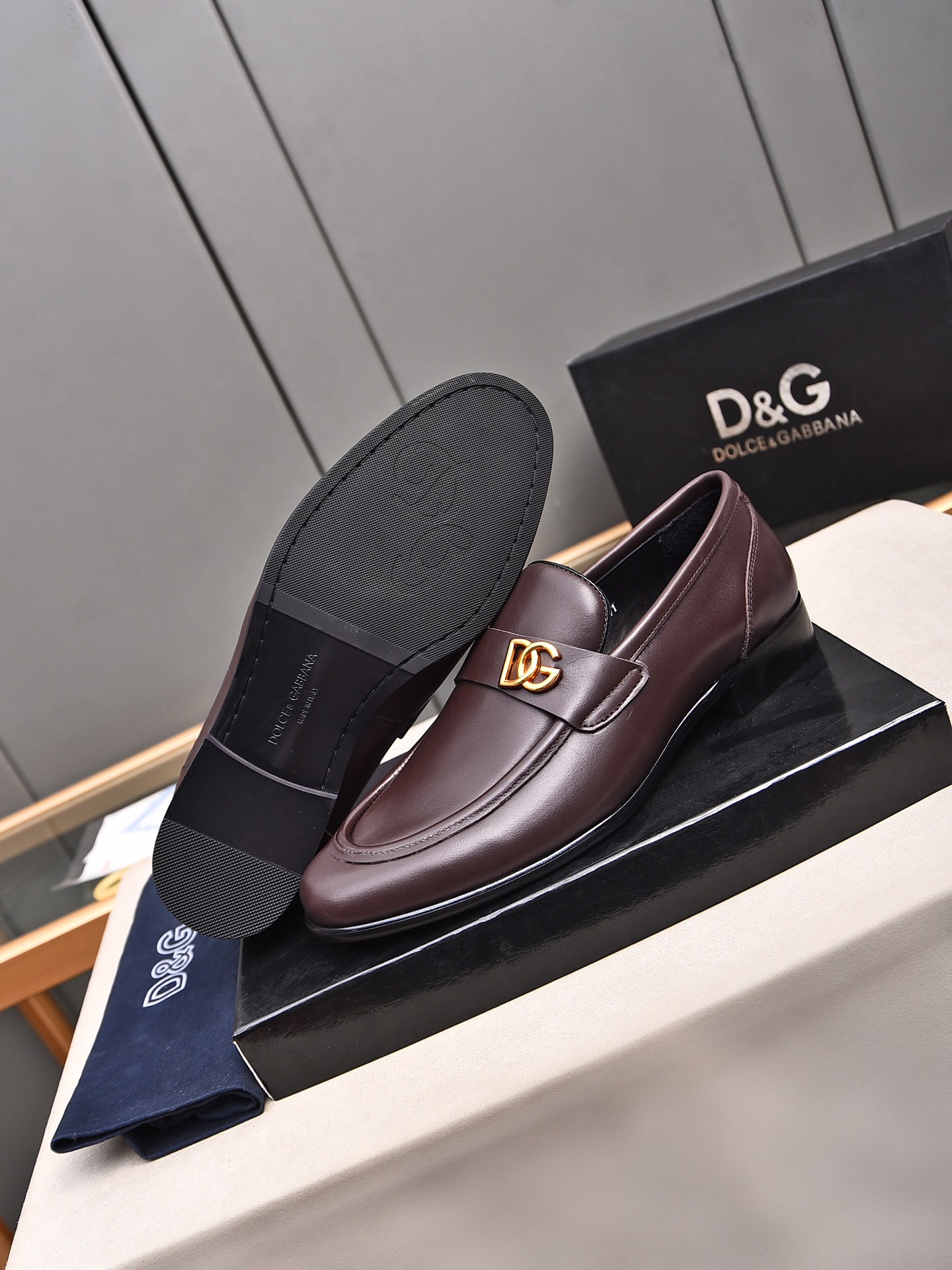 D&G men's leather shoes-17