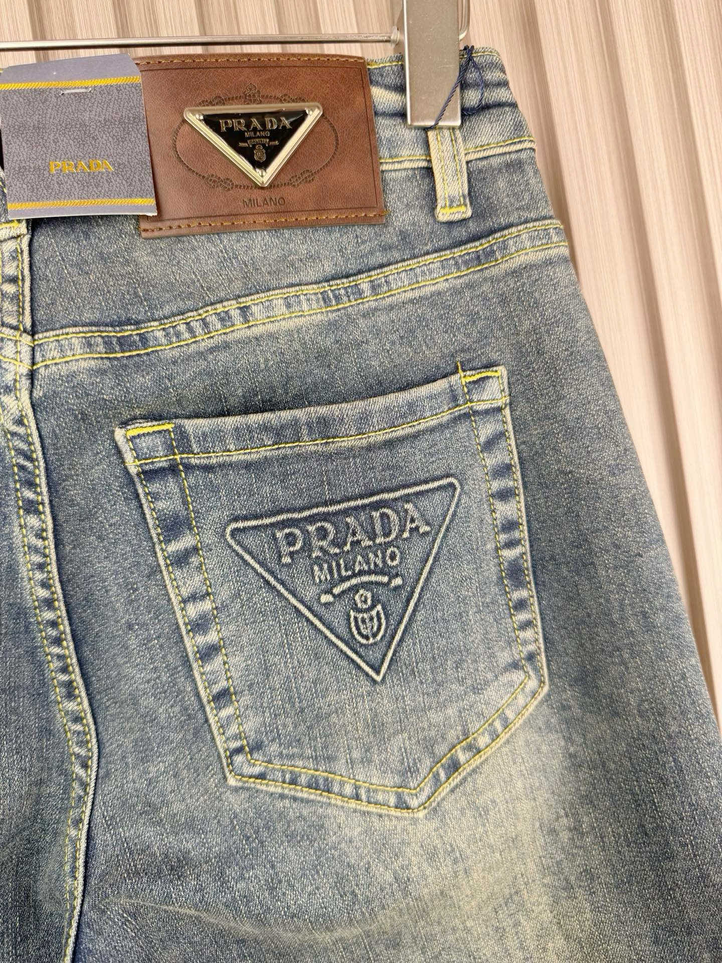 Prada clothing-172