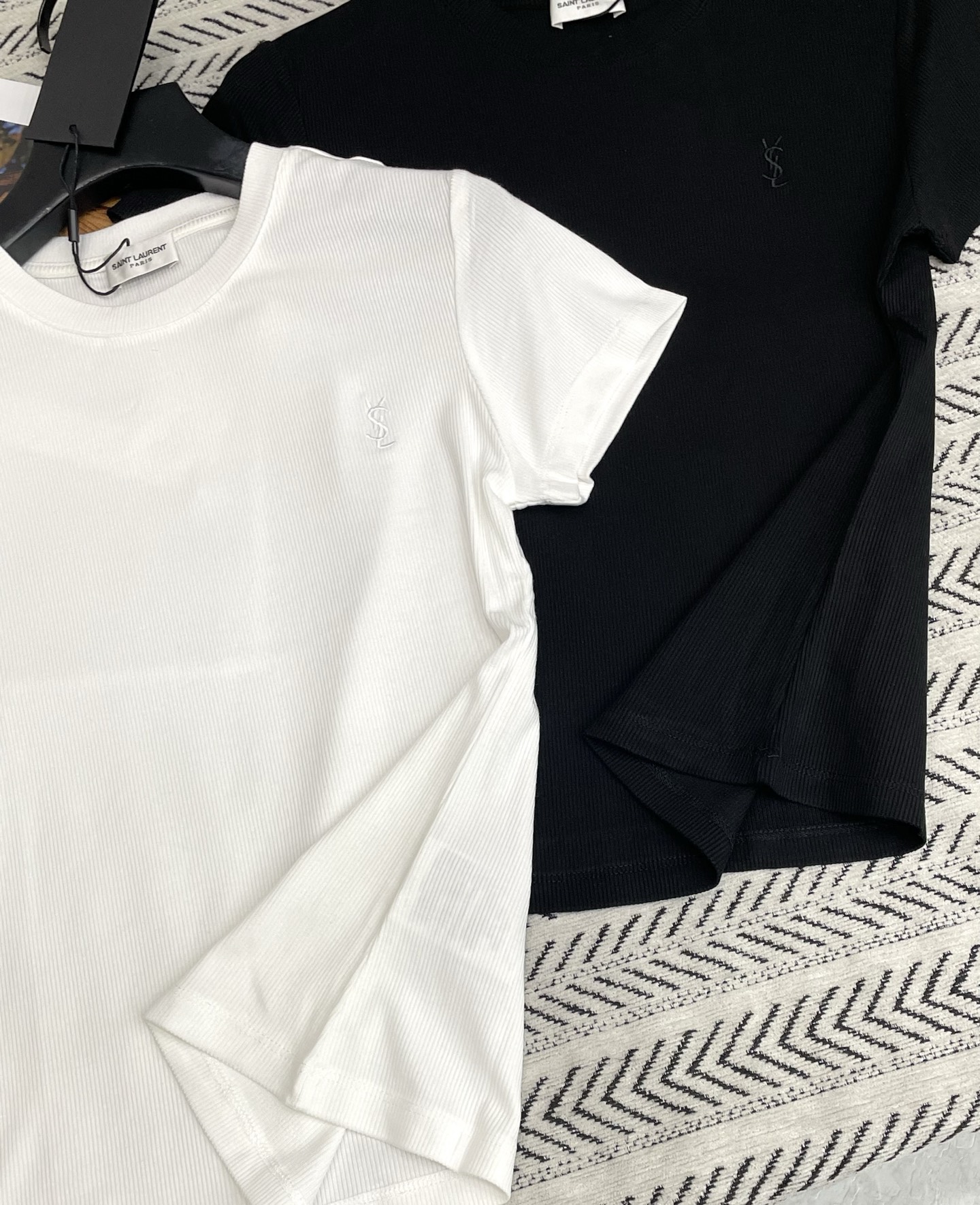 YSL clothing-250