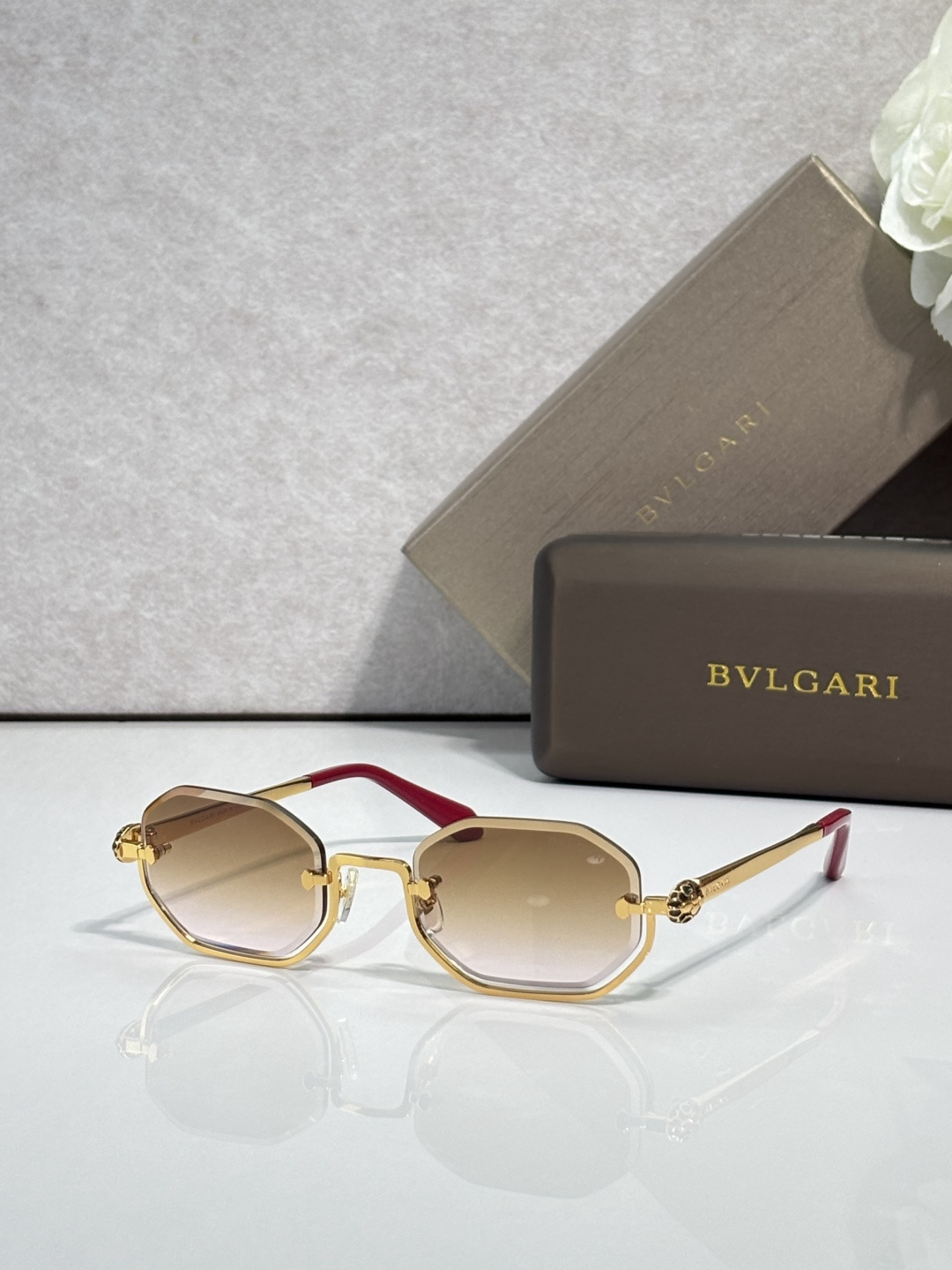 BV glasses-8
