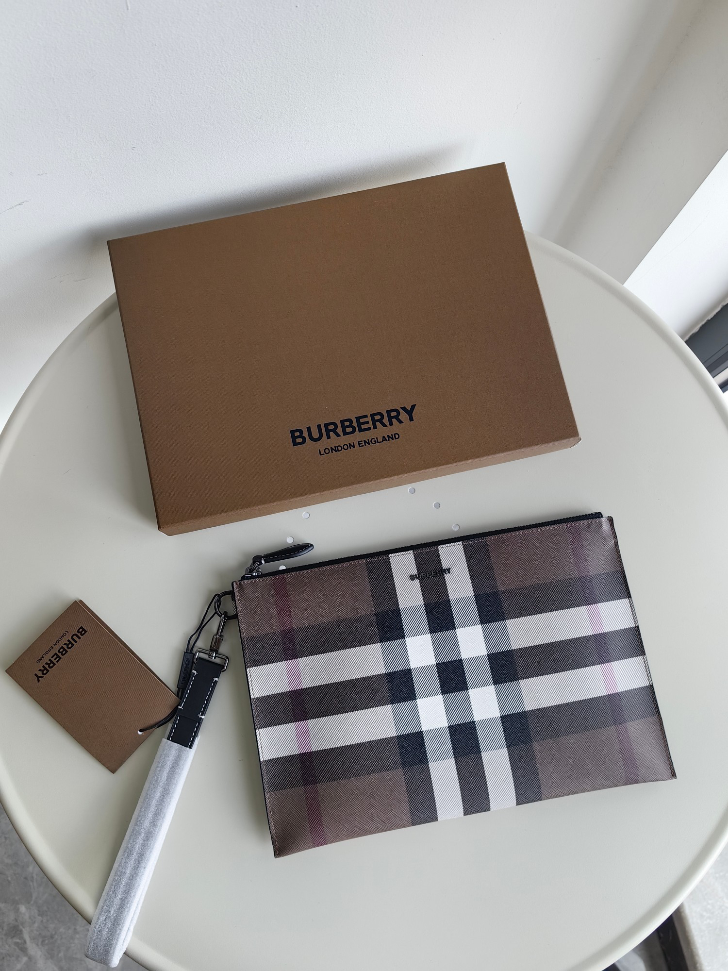 Burberry bag-103