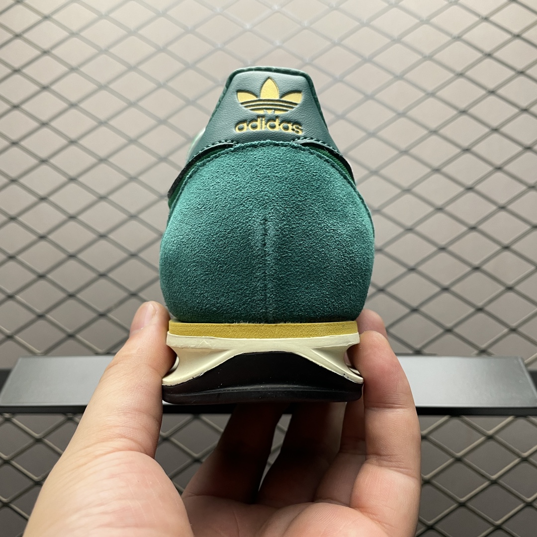 Adidas Sneakers-143