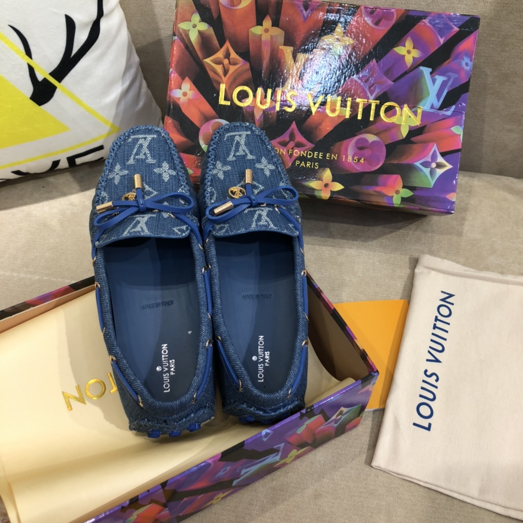 LV women's leather shoes-52