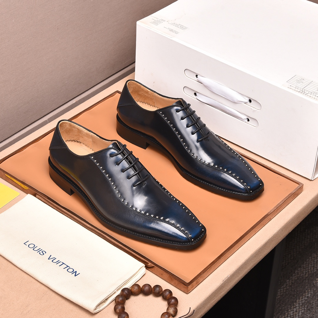 LV men's leather shoes-33