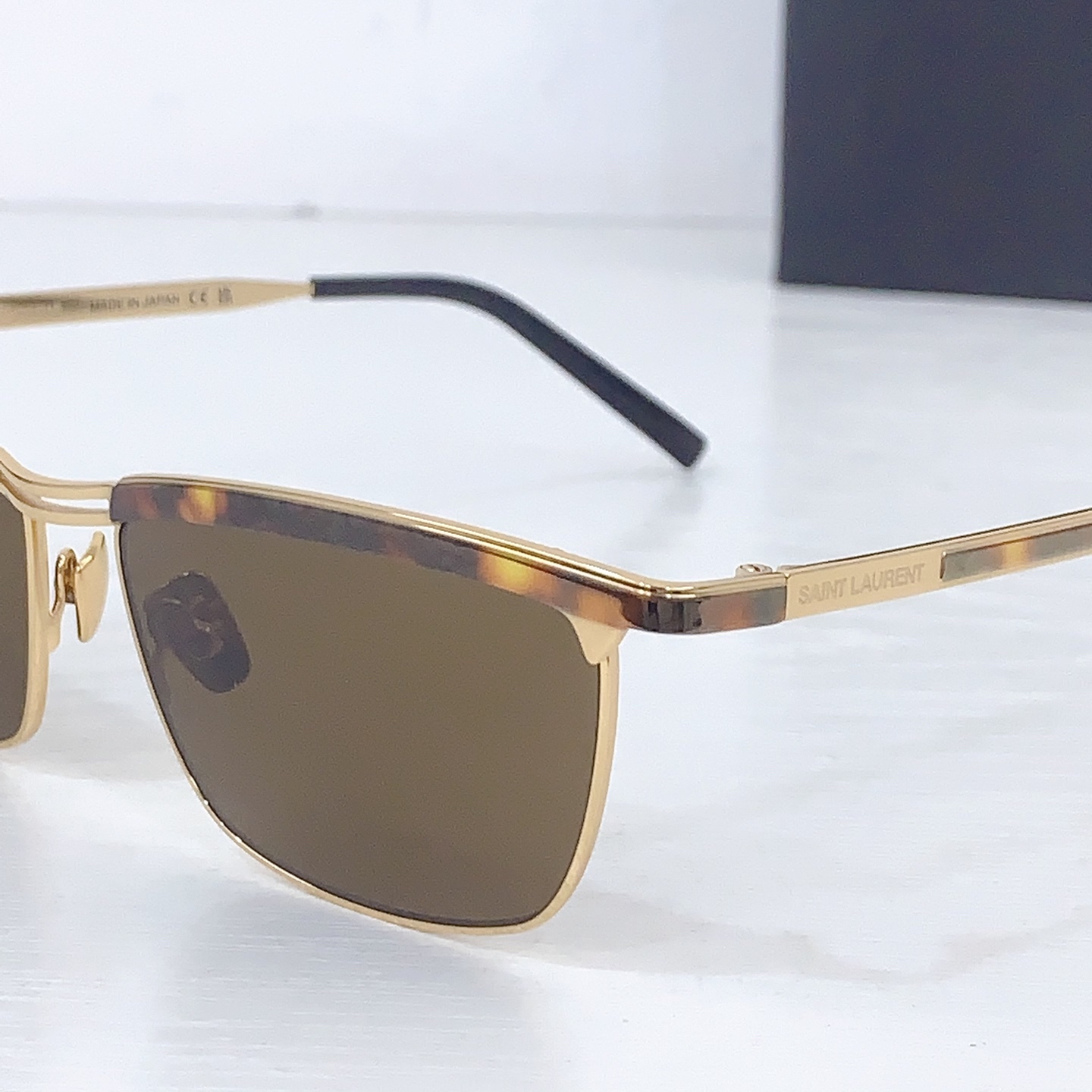 YSL glasses-15