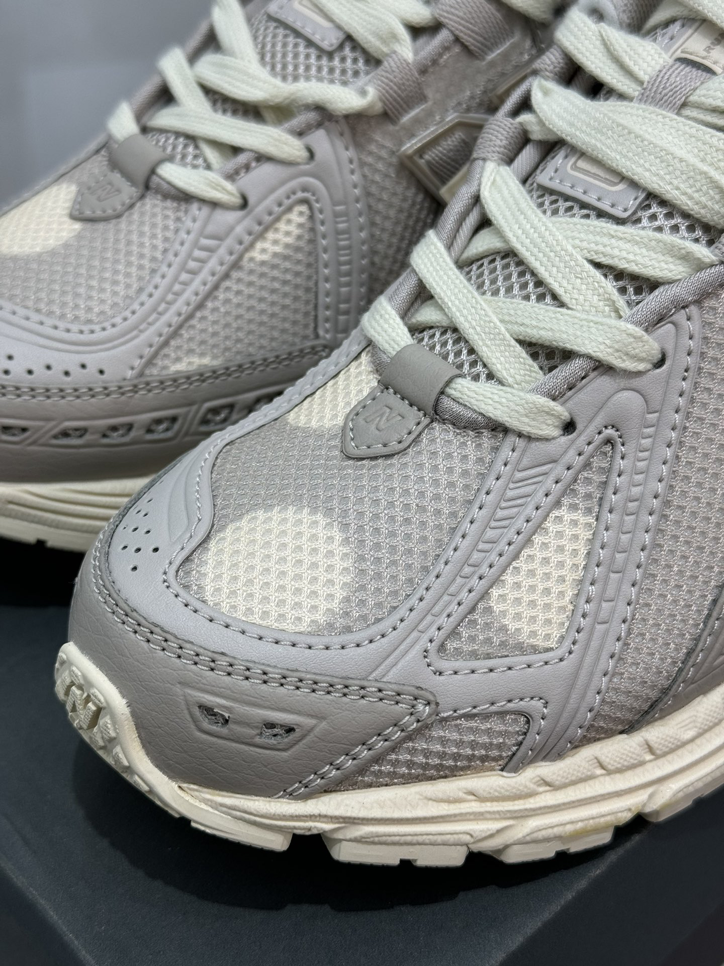 New Balance Sneakers-358