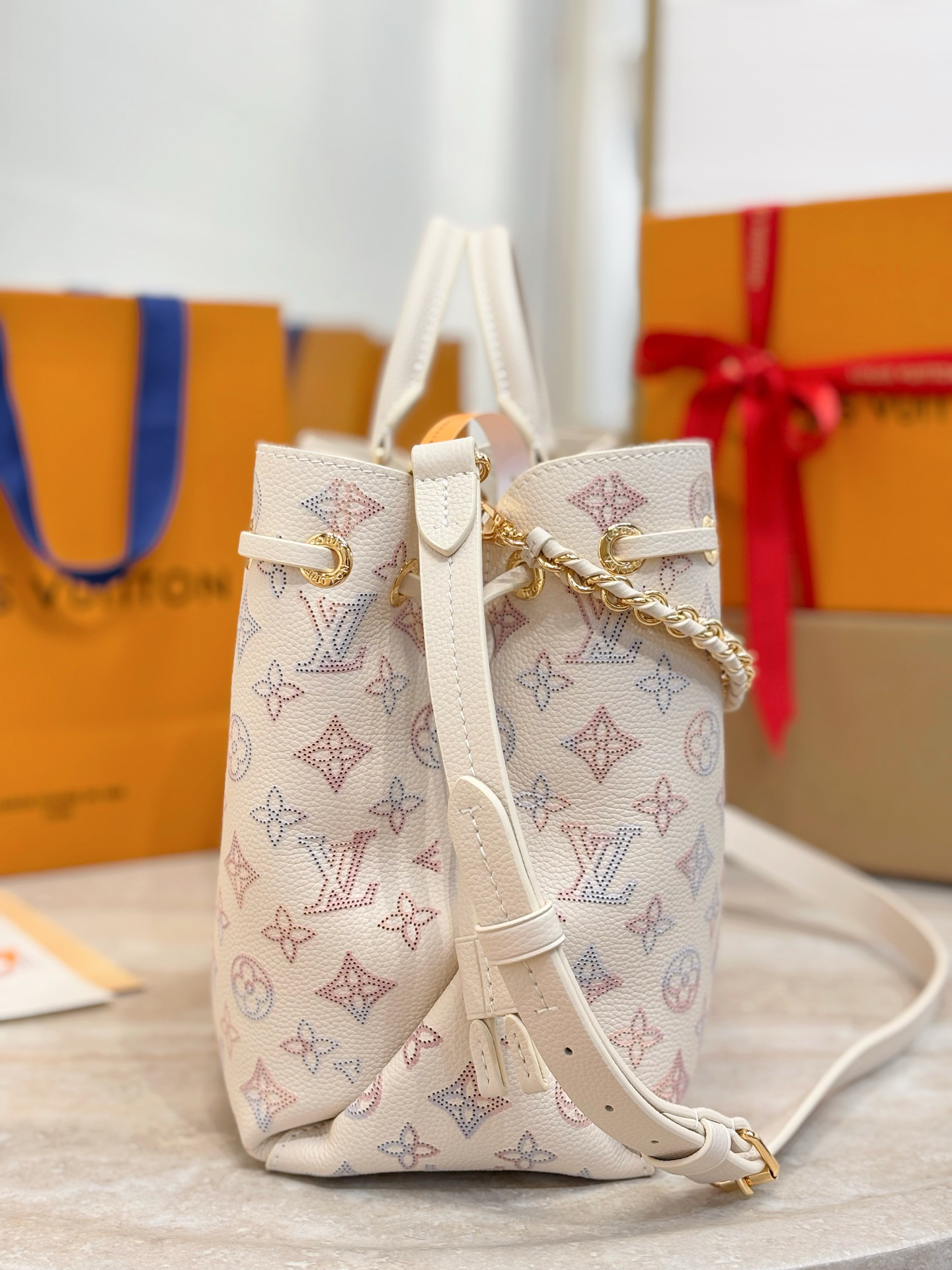 Louis Vuitton bag-180
