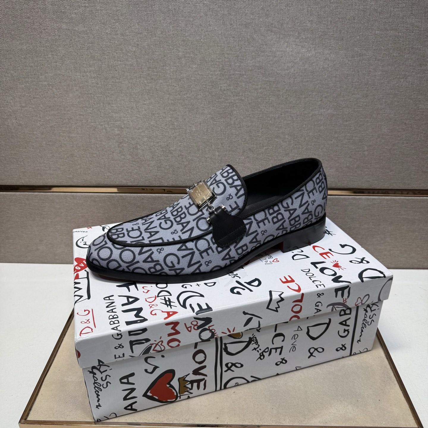 D&G men's leather shoes-108