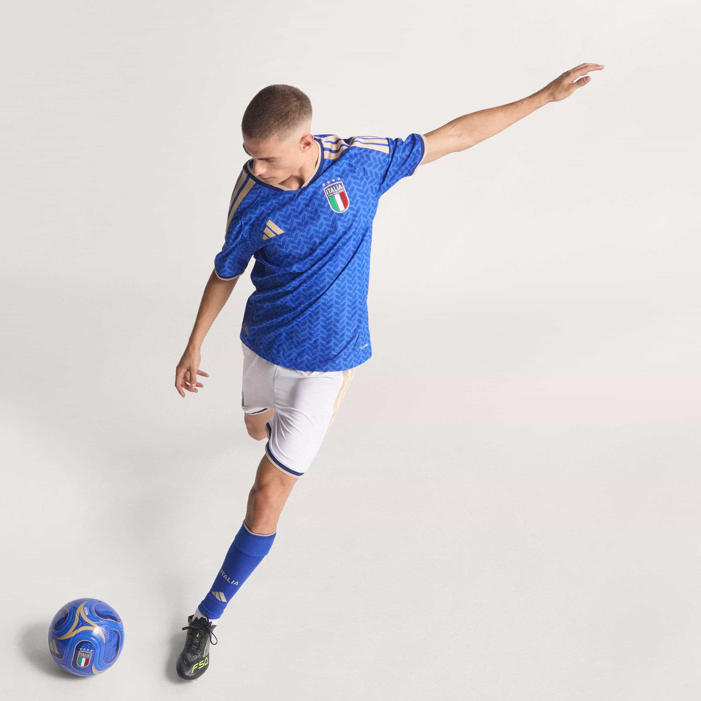 Italy 26 Home Authentic Jersey