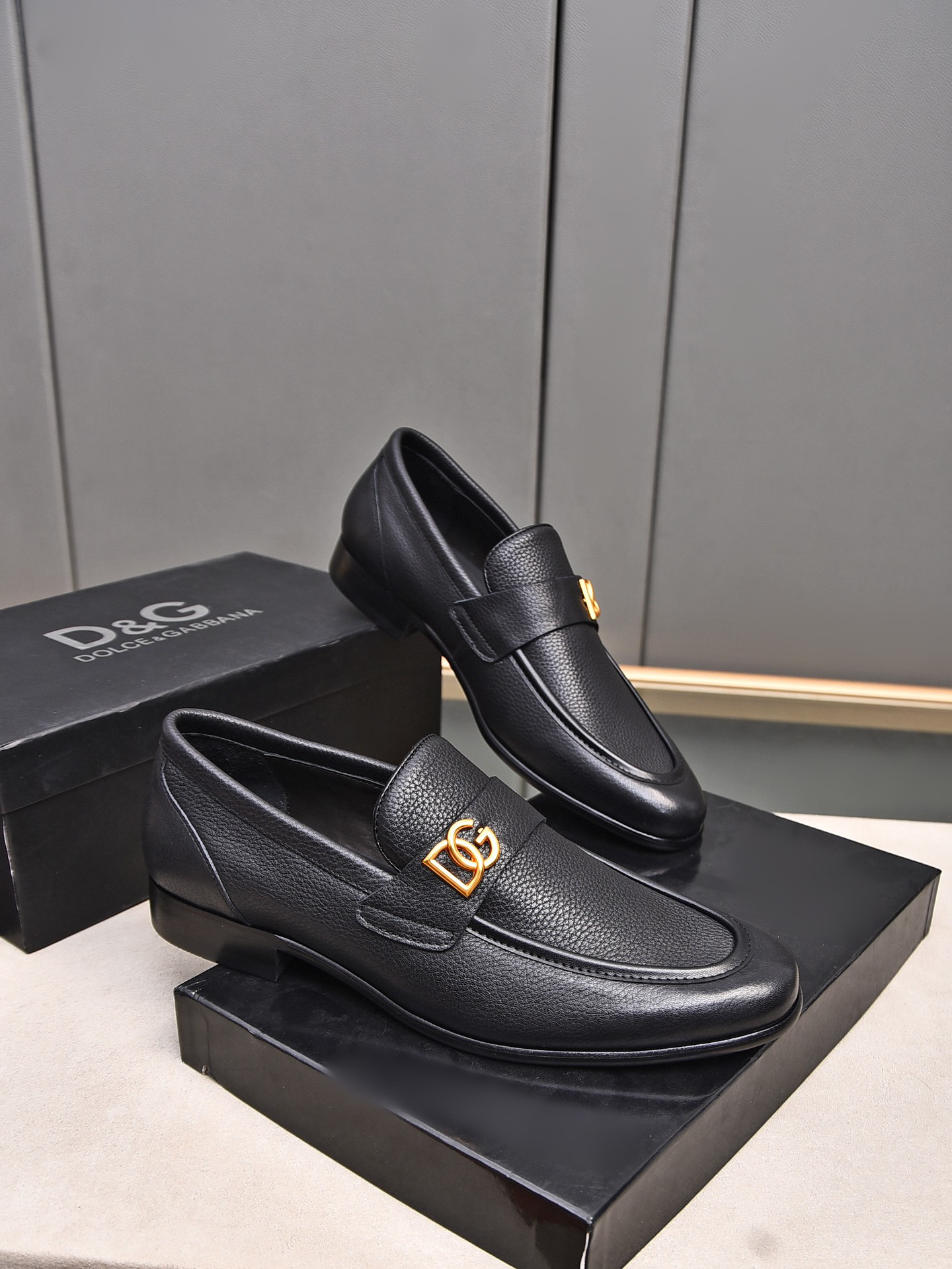 D&G men's leather shoes-12