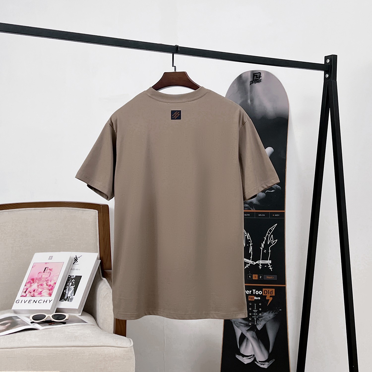 LV clothing-156