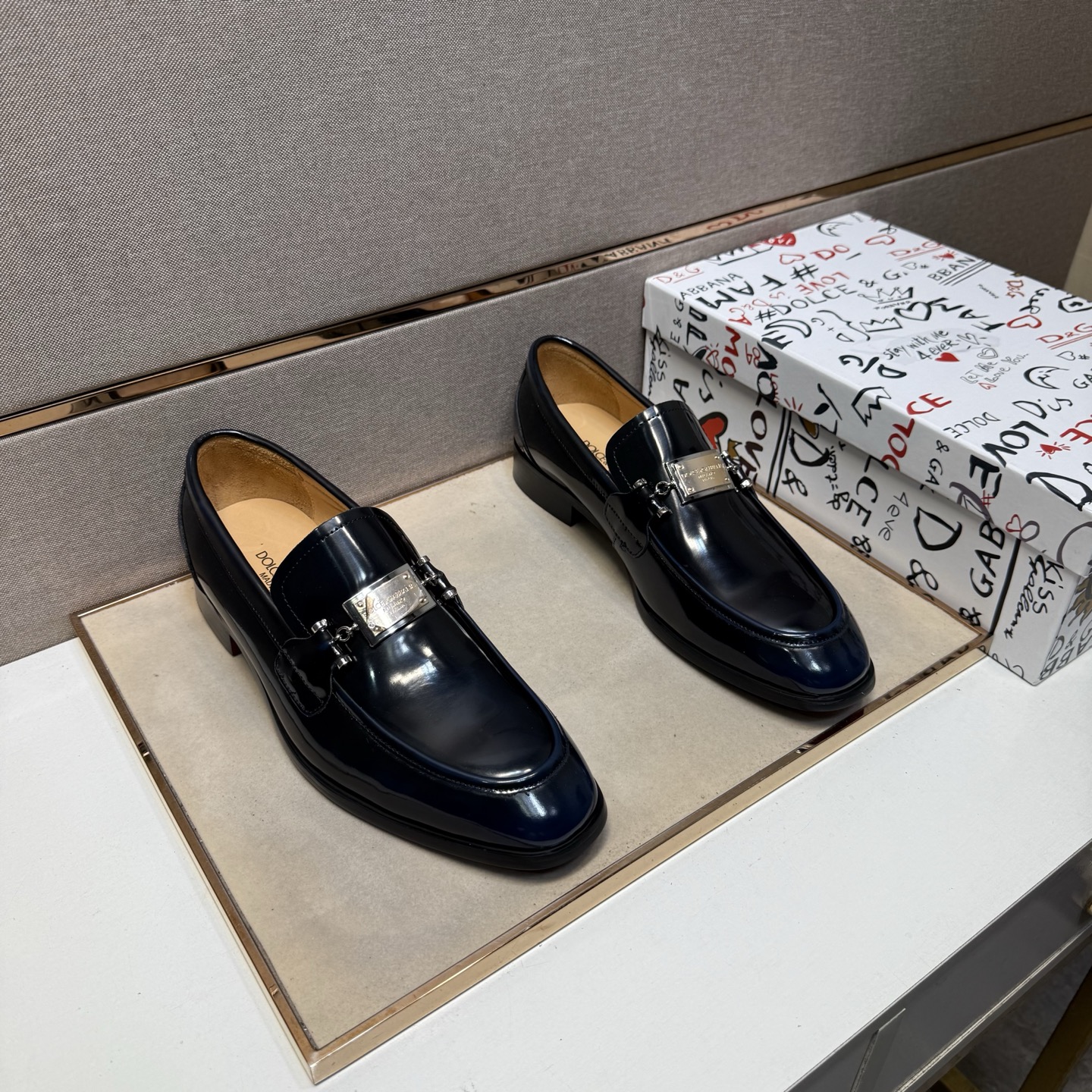 D&G men's leather shoes-105