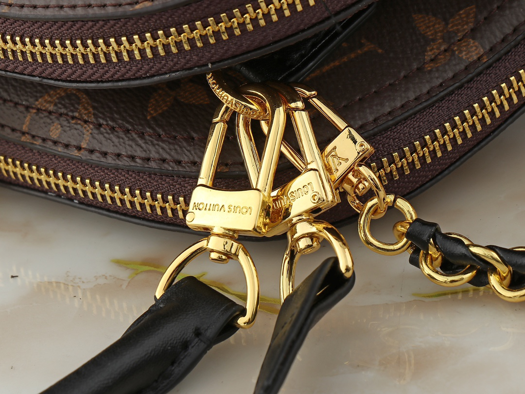Louis Vuitton bag-185