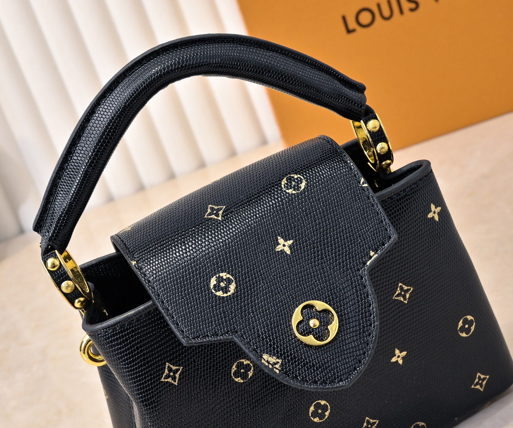 Louis Vuitton bag-148