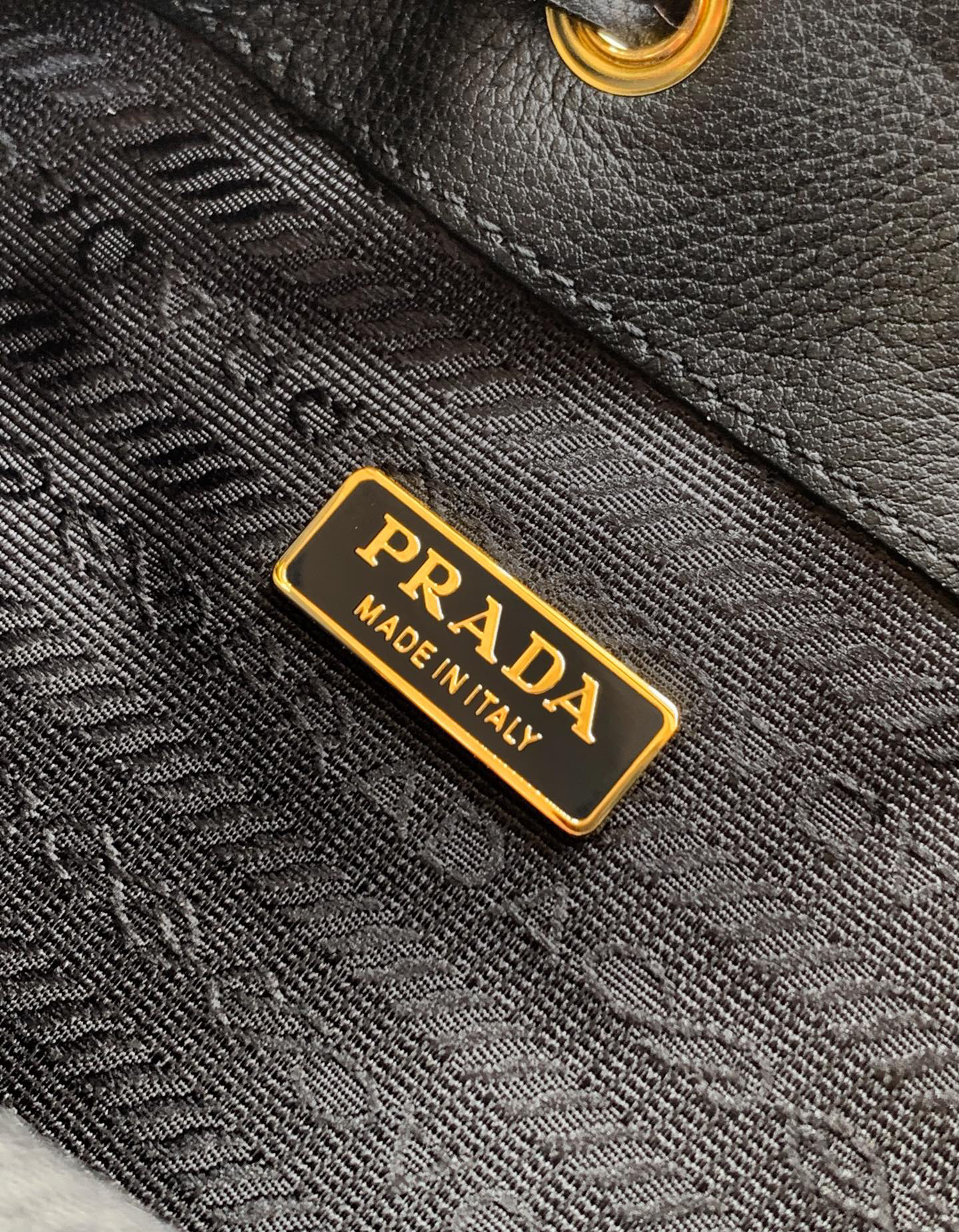Prada bag-170