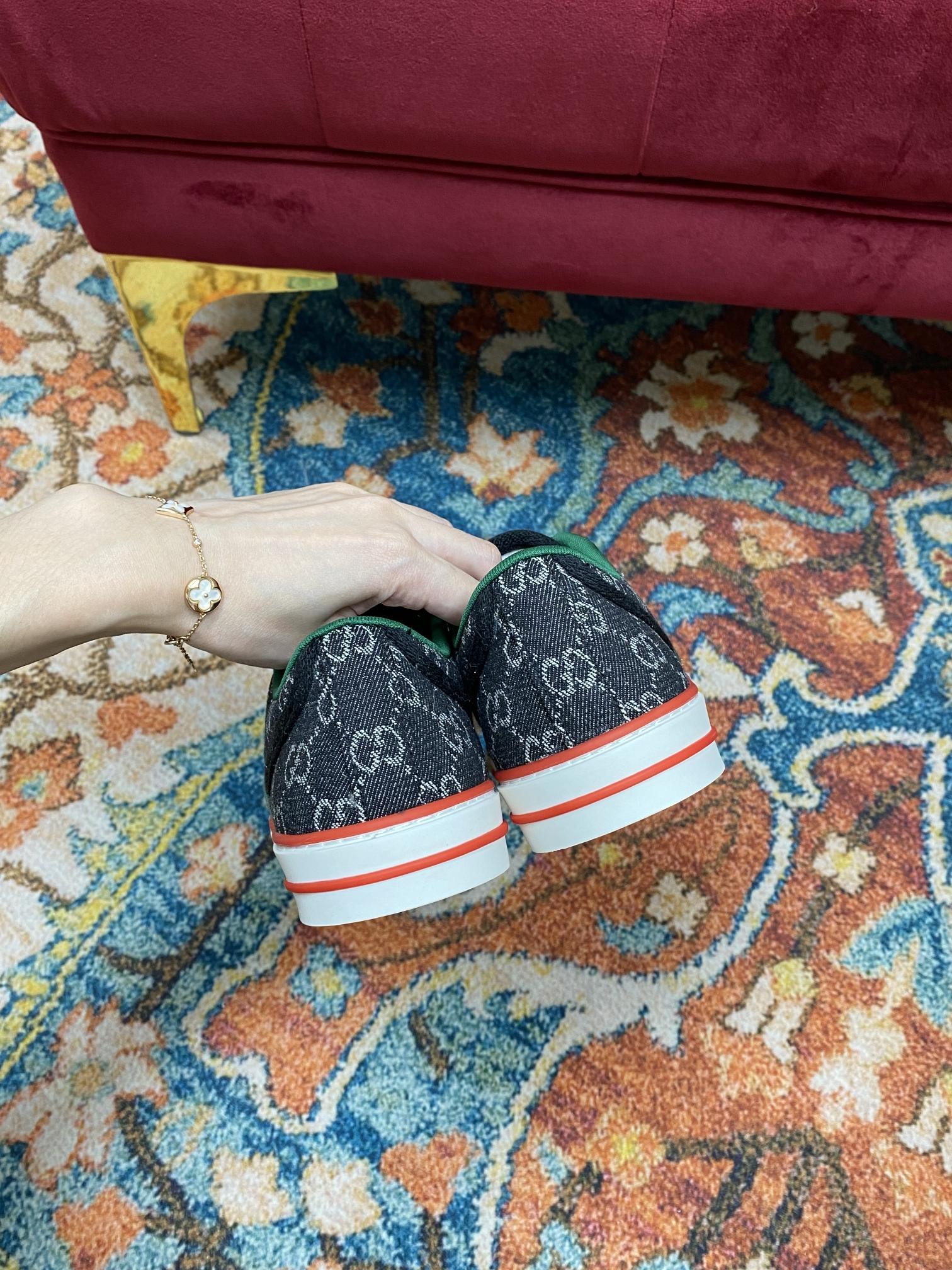 Gucci Sneakers-20
