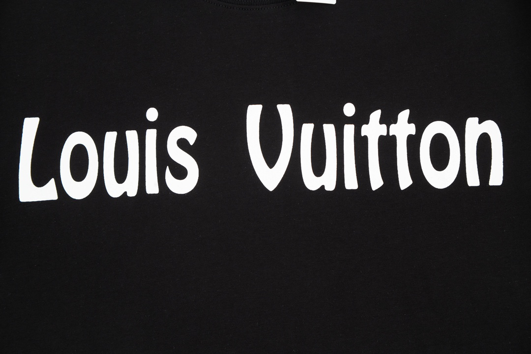 LV clothing-130
