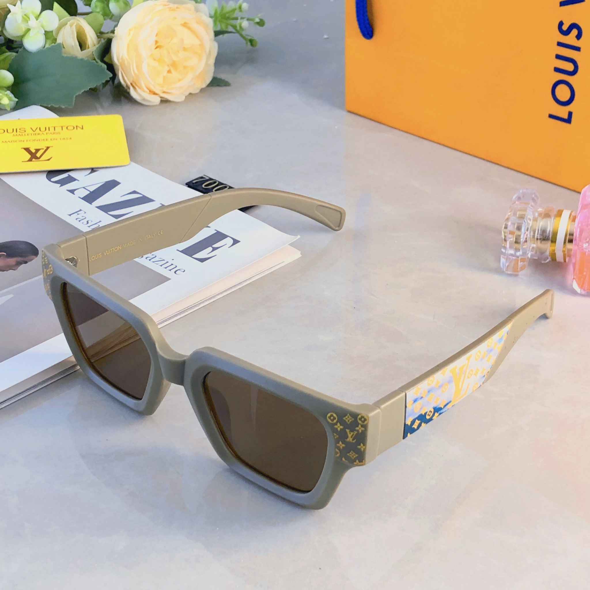LV glasses-24