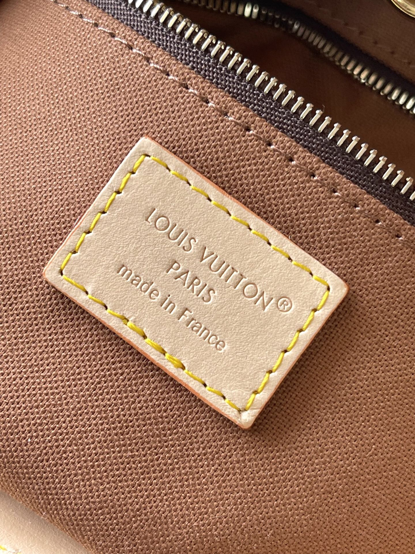 Louis Vuitton bag-101