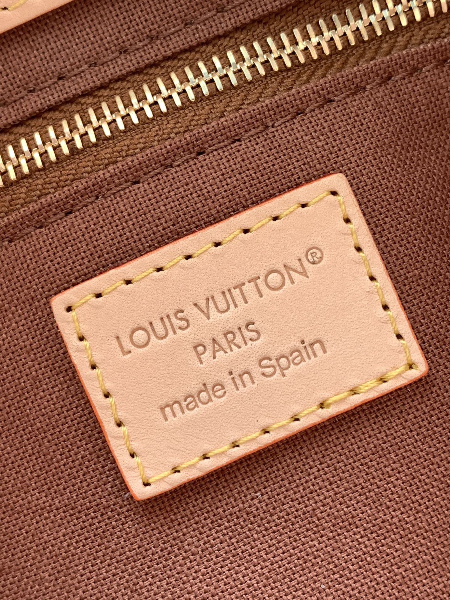 Louis Vuitton bag-209