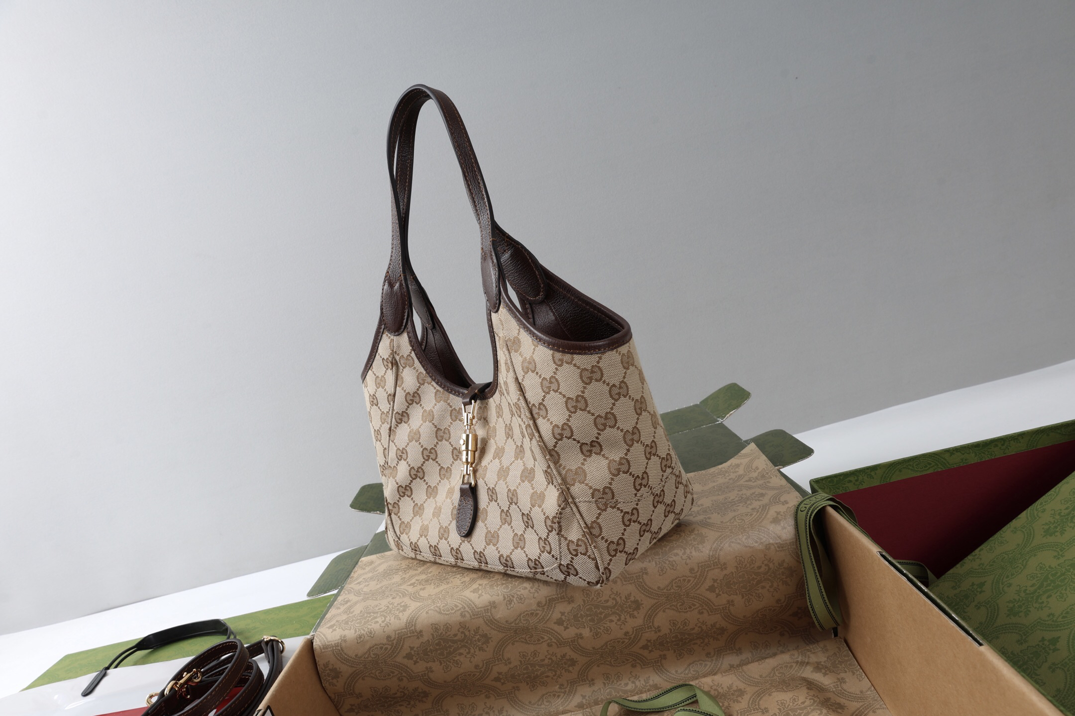 Gucci new bag-142