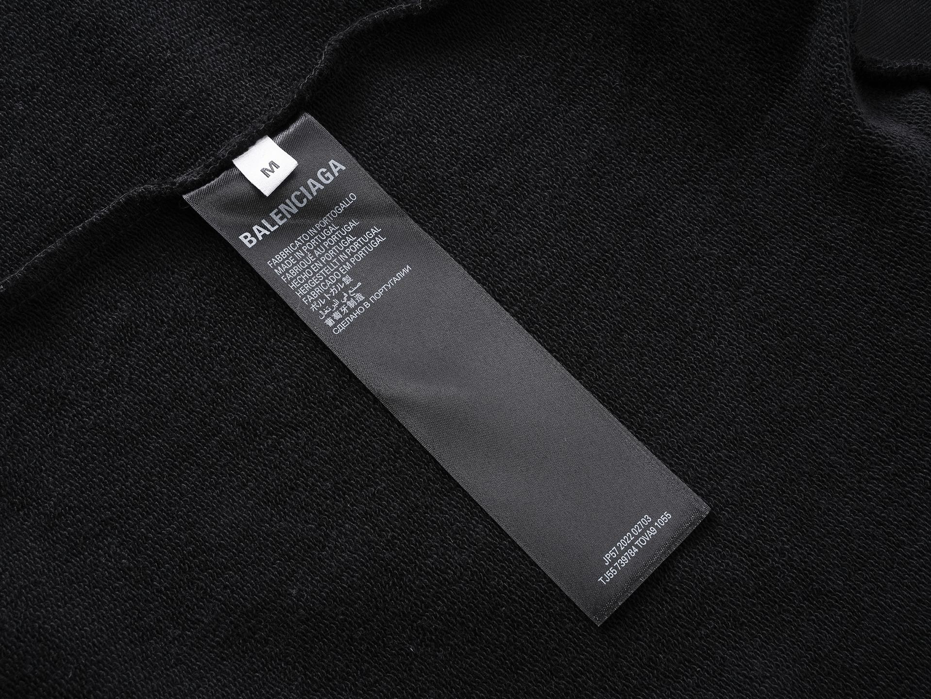 Balenciaga clothing-259