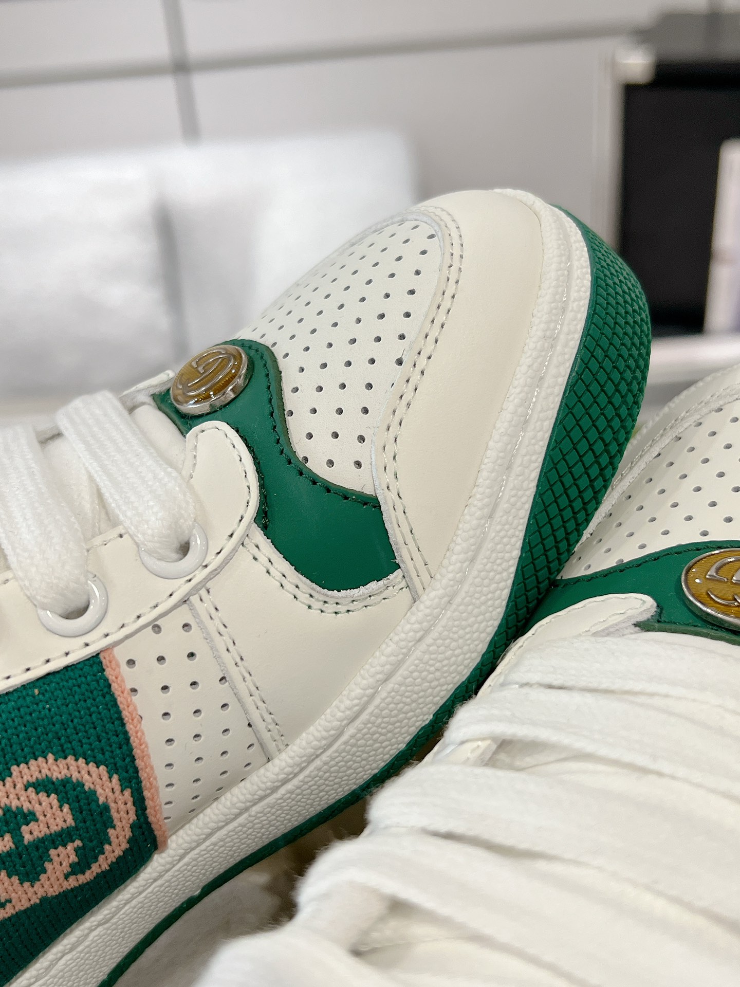 Gucci Sneakers-140