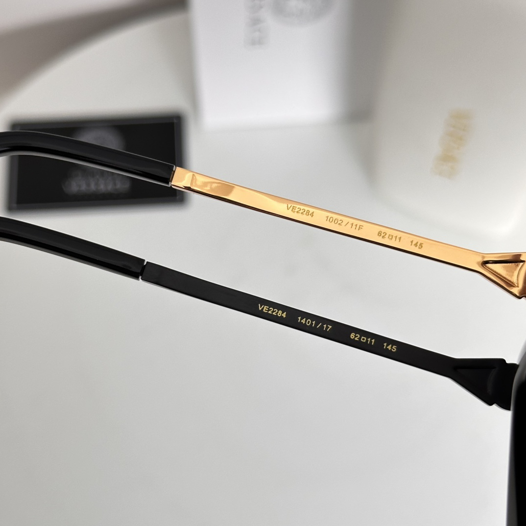 Versace glasses-19