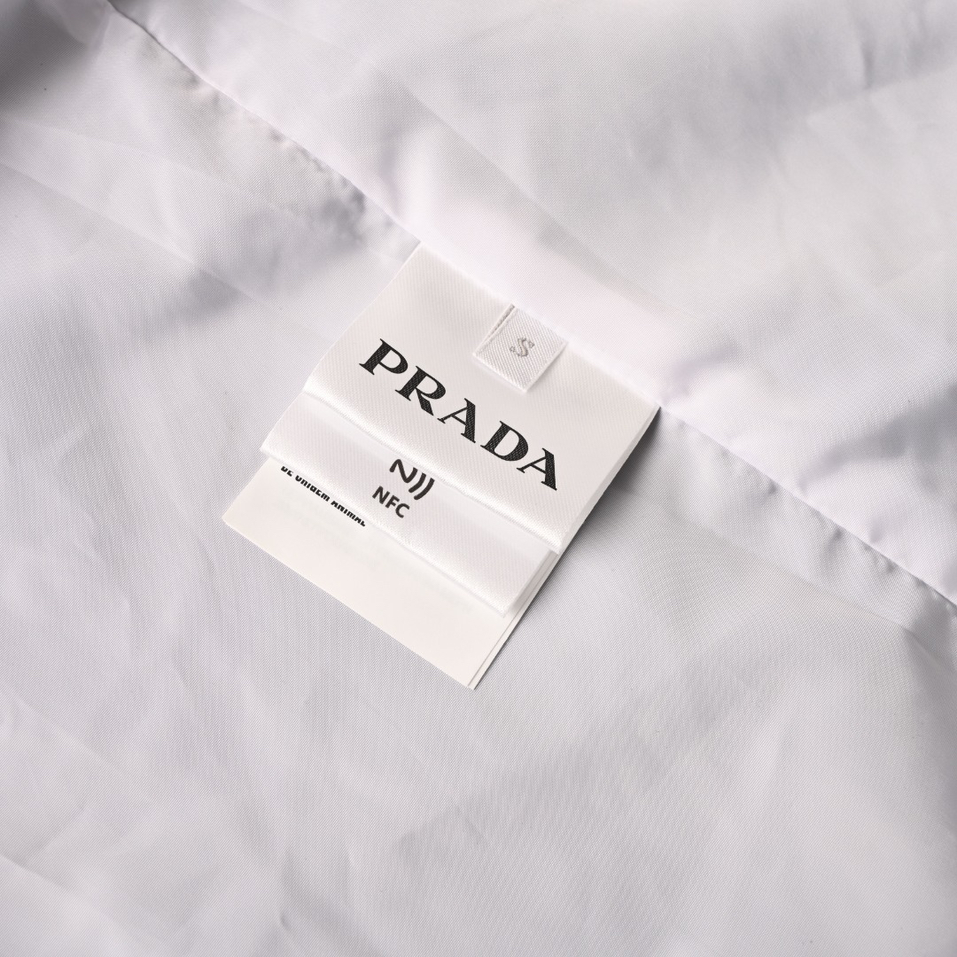 Prada Clothing-182