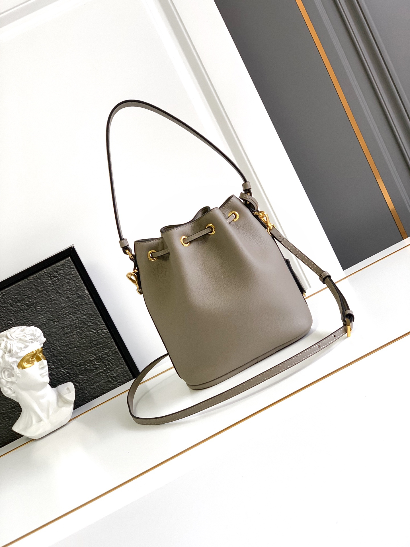 Prada bag-150