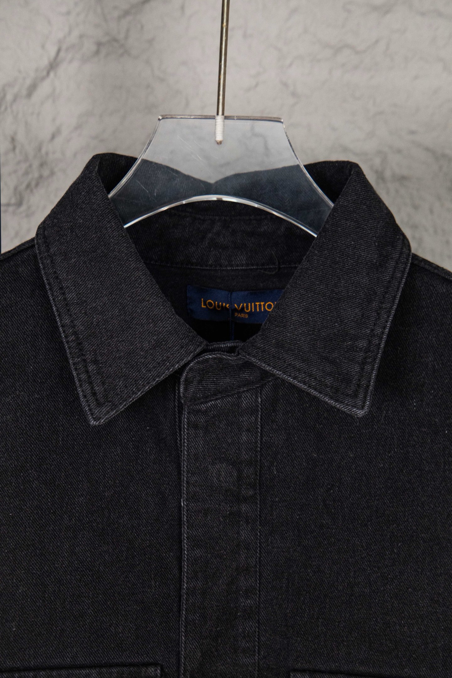 LV Clothing-282