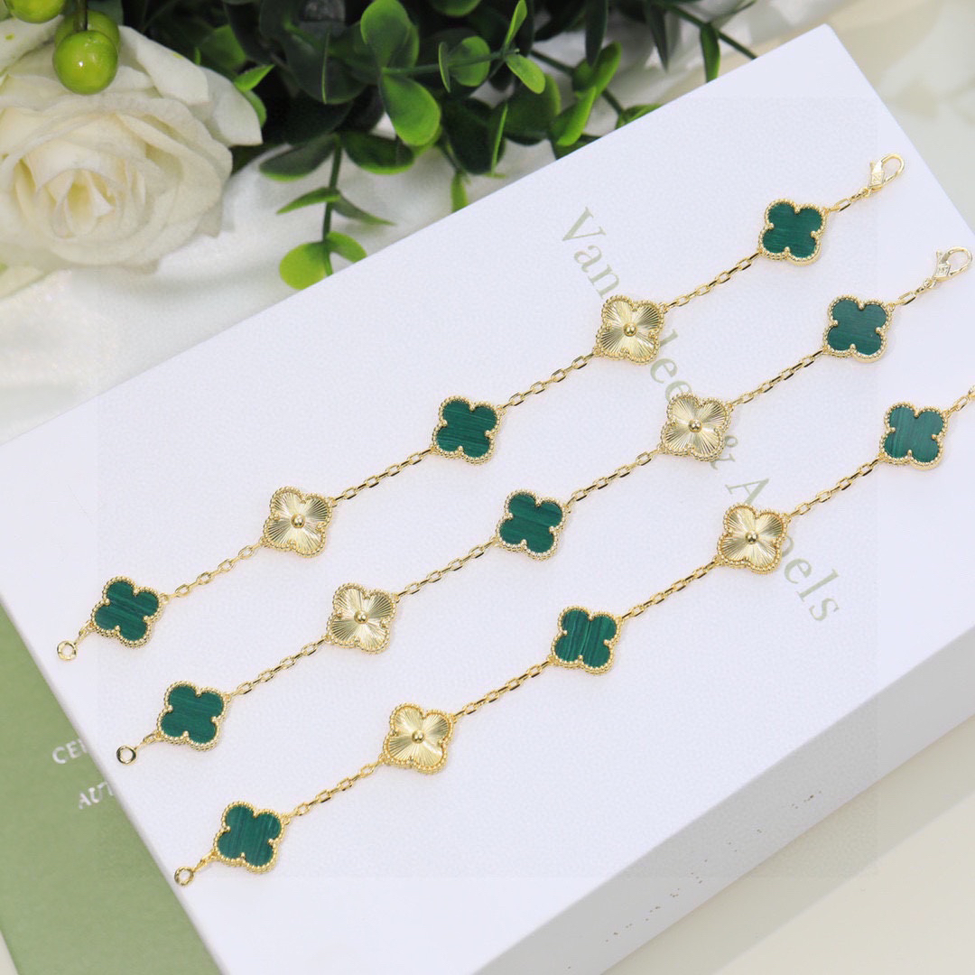 Van Cleef & Arpels Bracelet-31