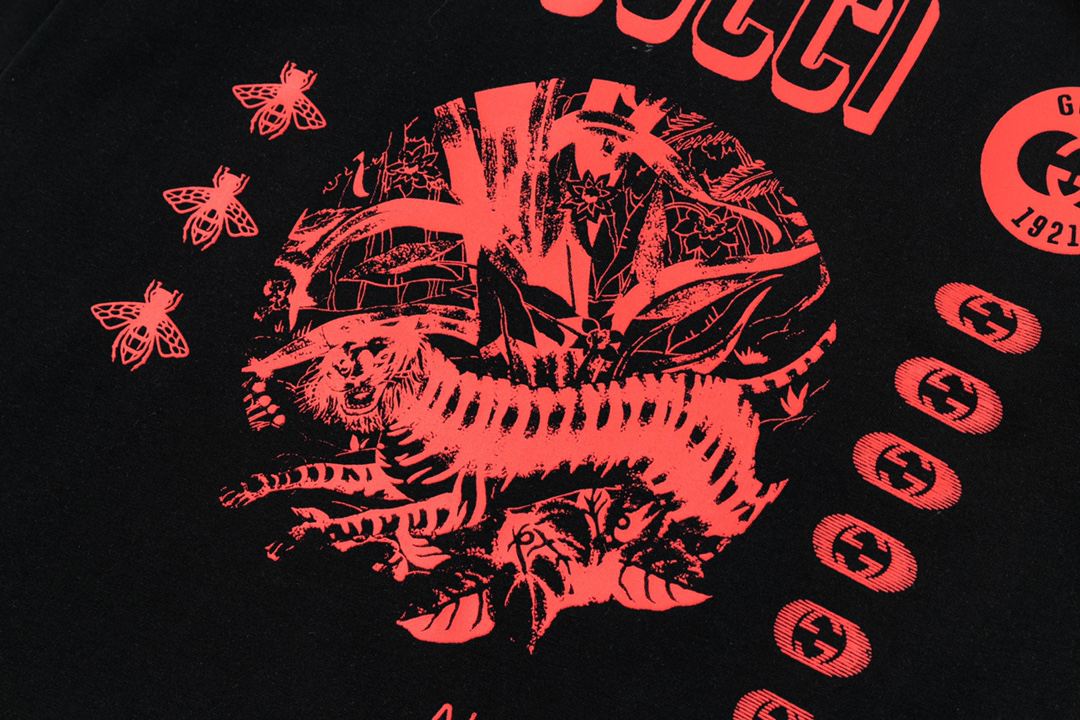 Gucci clothing-88