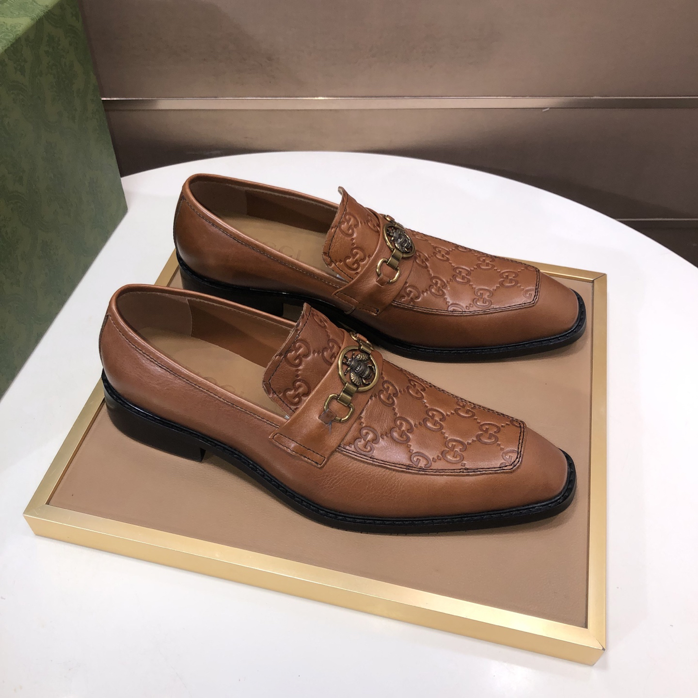 Gucci Sneakers-174