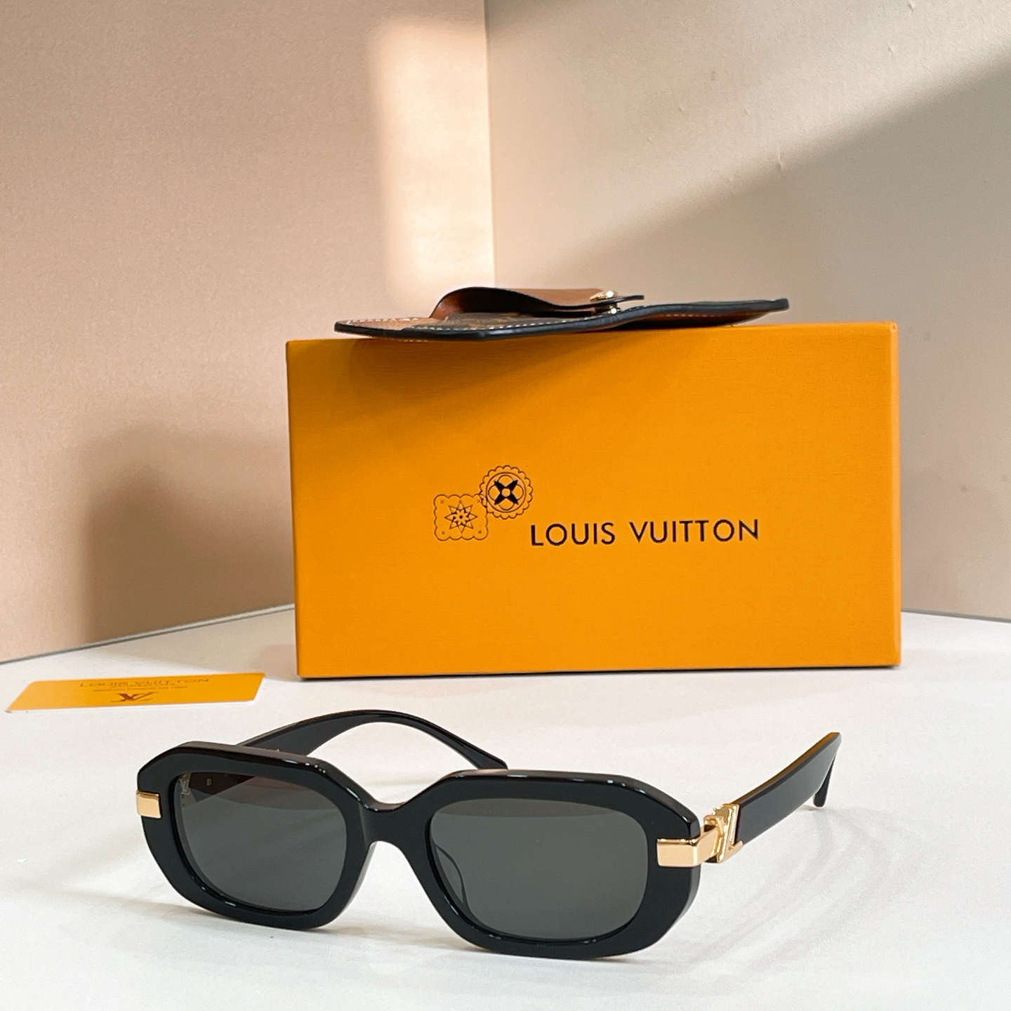 LV glasses-65