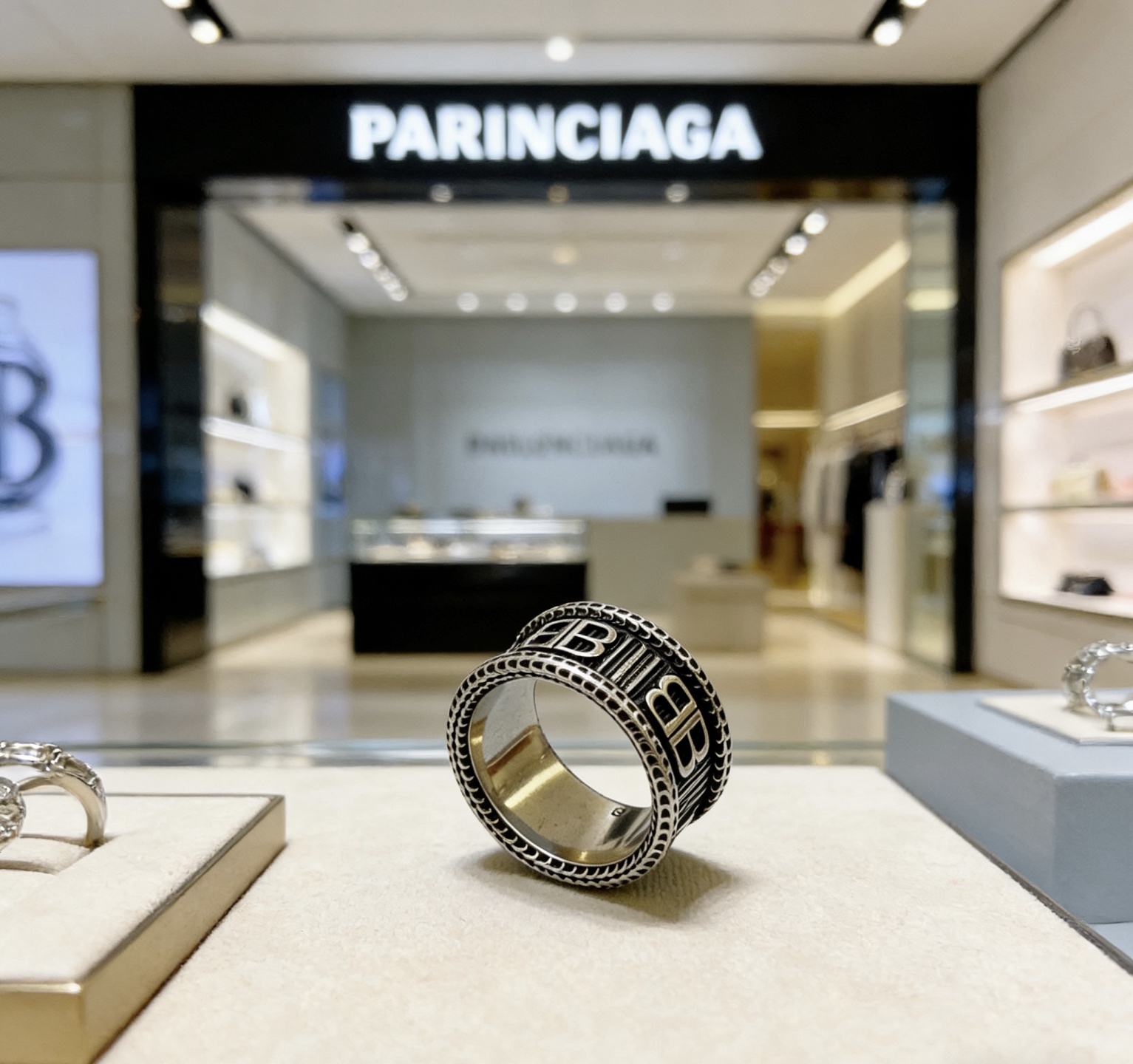 Balenciaga ring-32