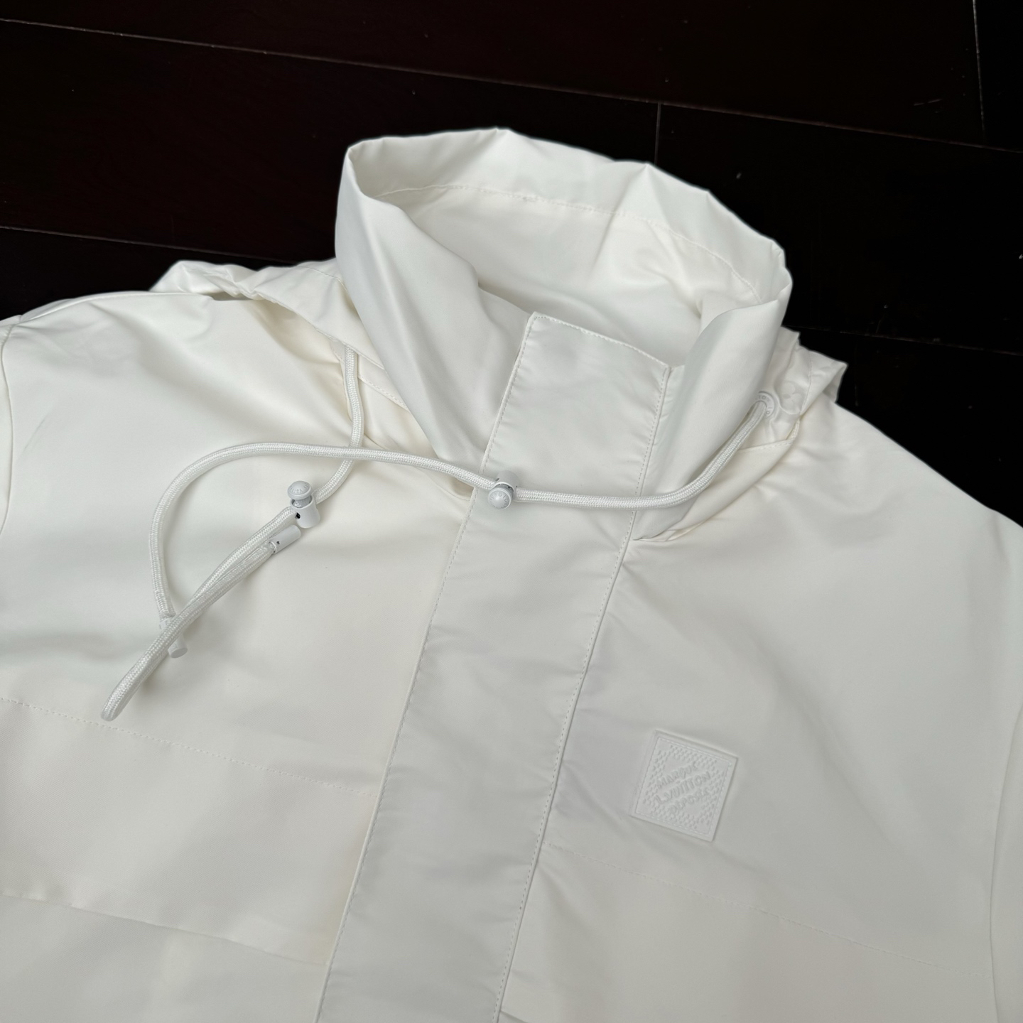 LV Clothing-286