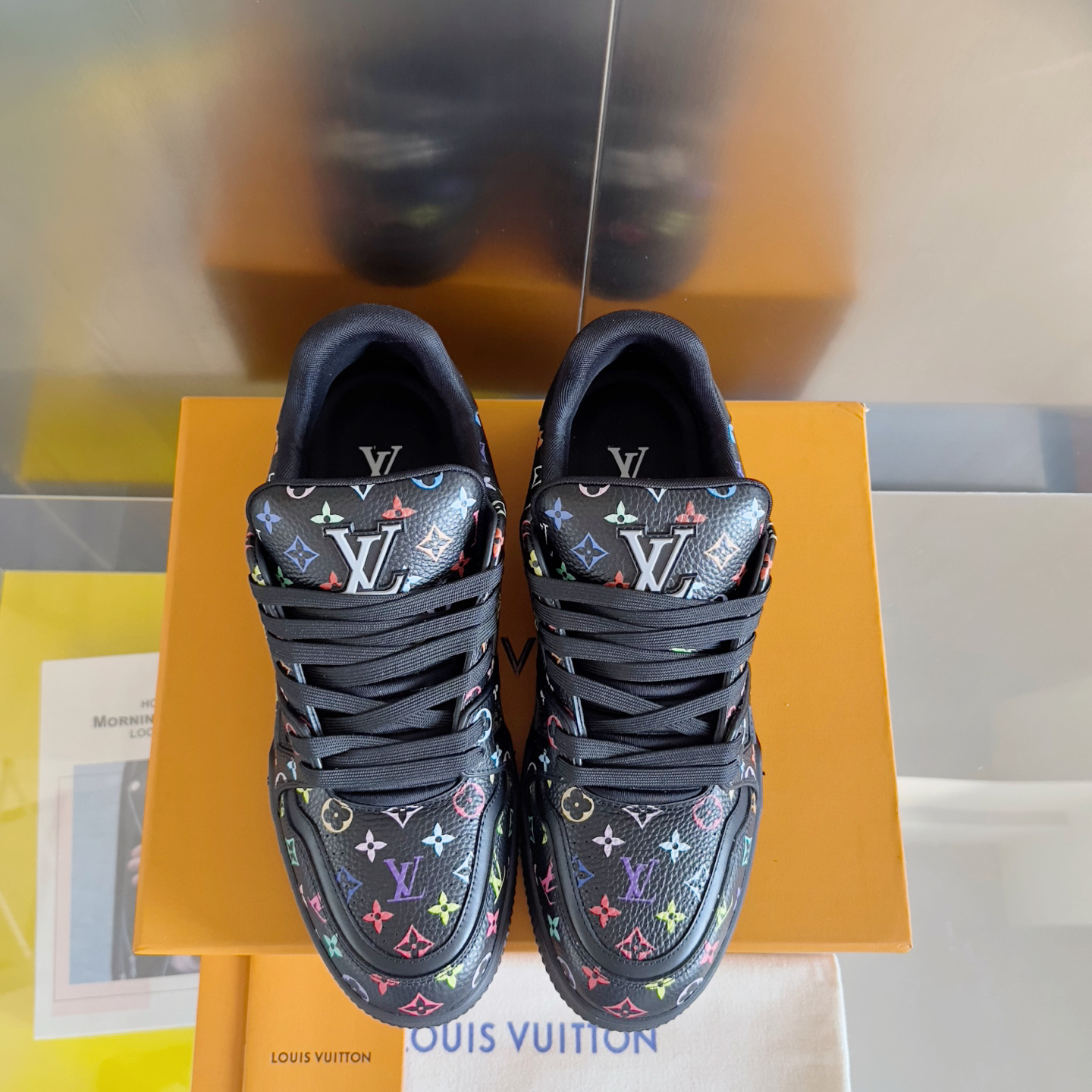 Lv Sneakers-122