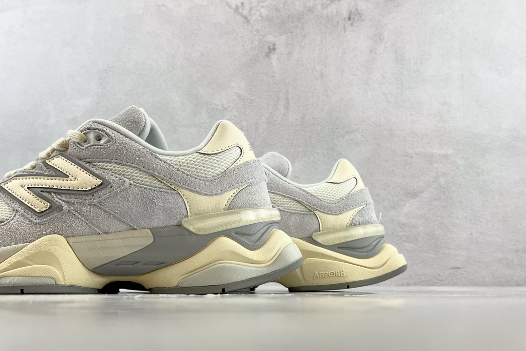 New Balance Sneakers-72